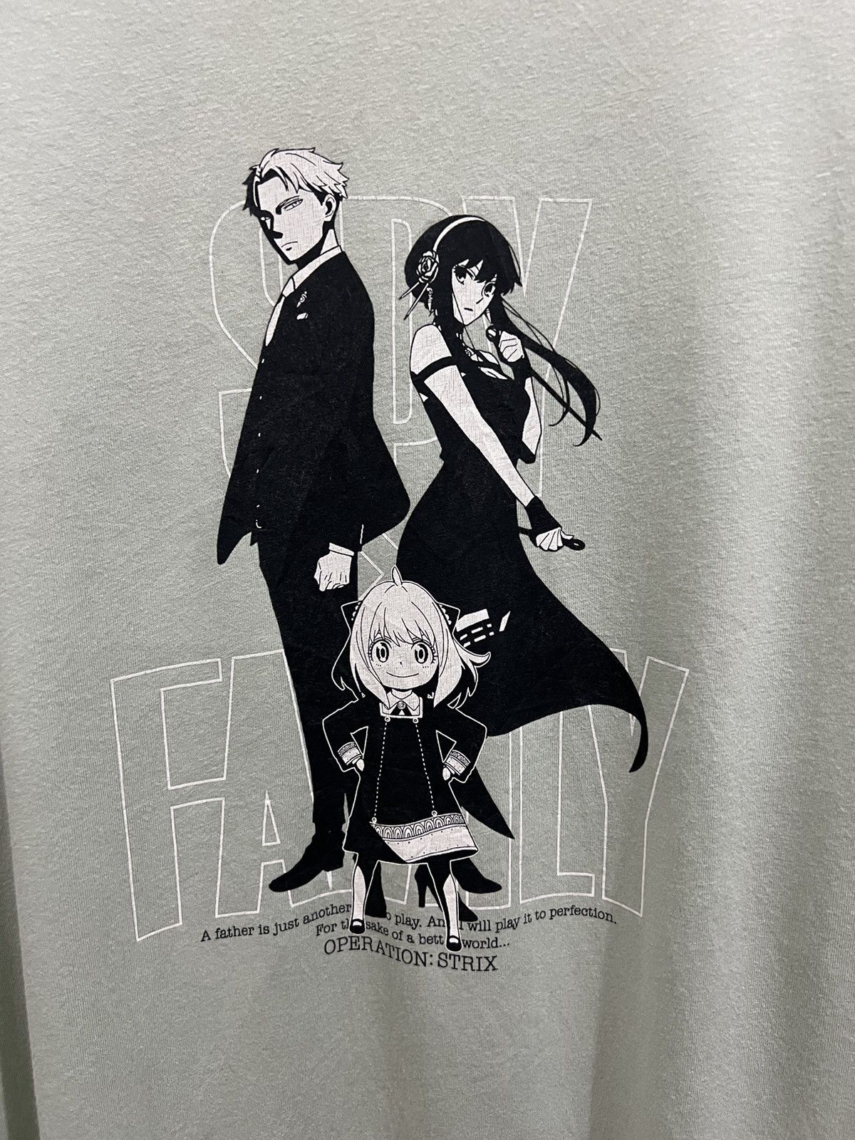 Cartoon Network × Uniqlo Spy Family Cartoon Uniqlo Tshirt Size US XL / EU 56 / 4 - 4 Thumbnail