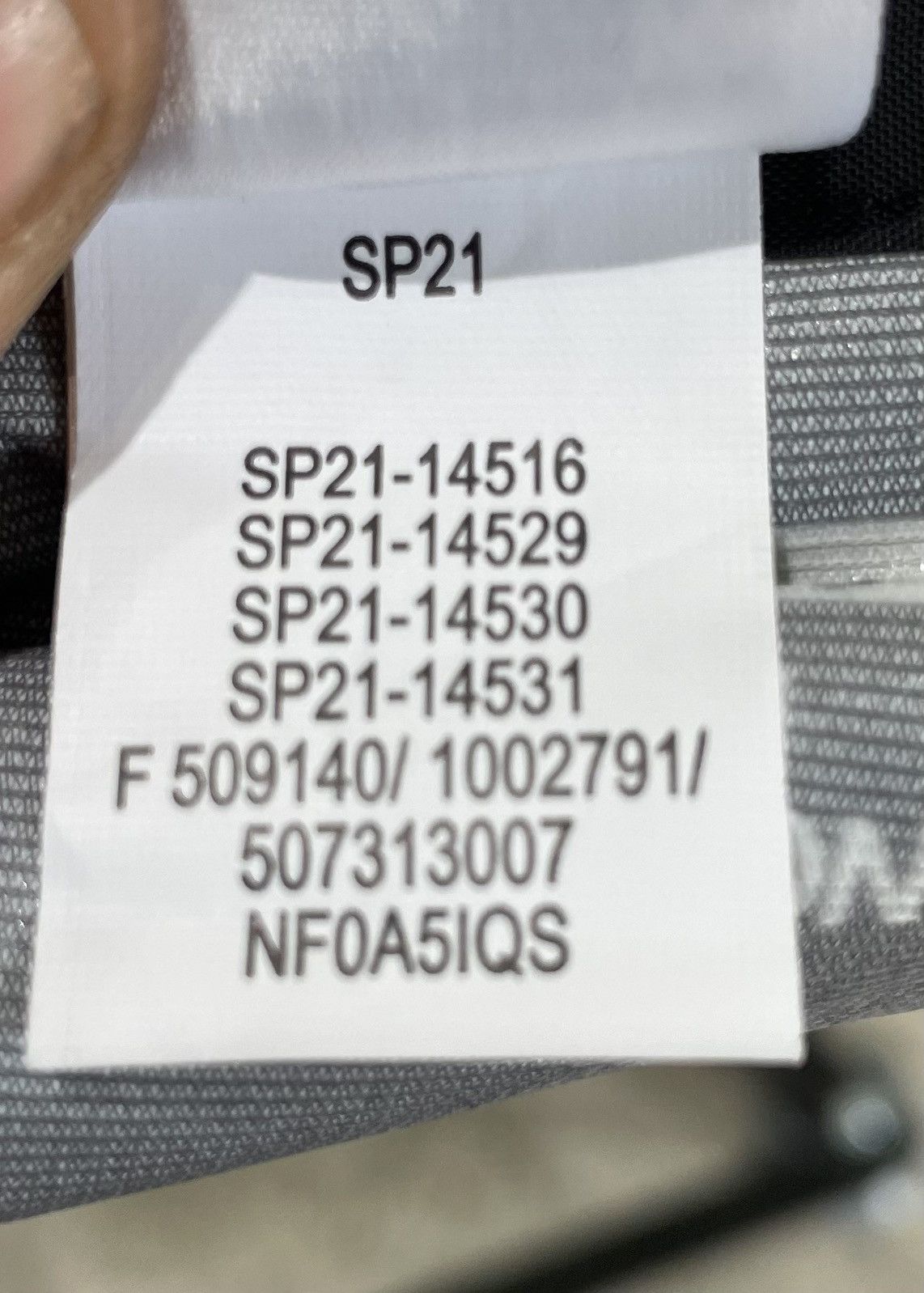 Supreme Supreme The North Face Summit Series Outer Tape Seam Coaches Size US XL / EU 56 / 4 - 10 Thumbnail