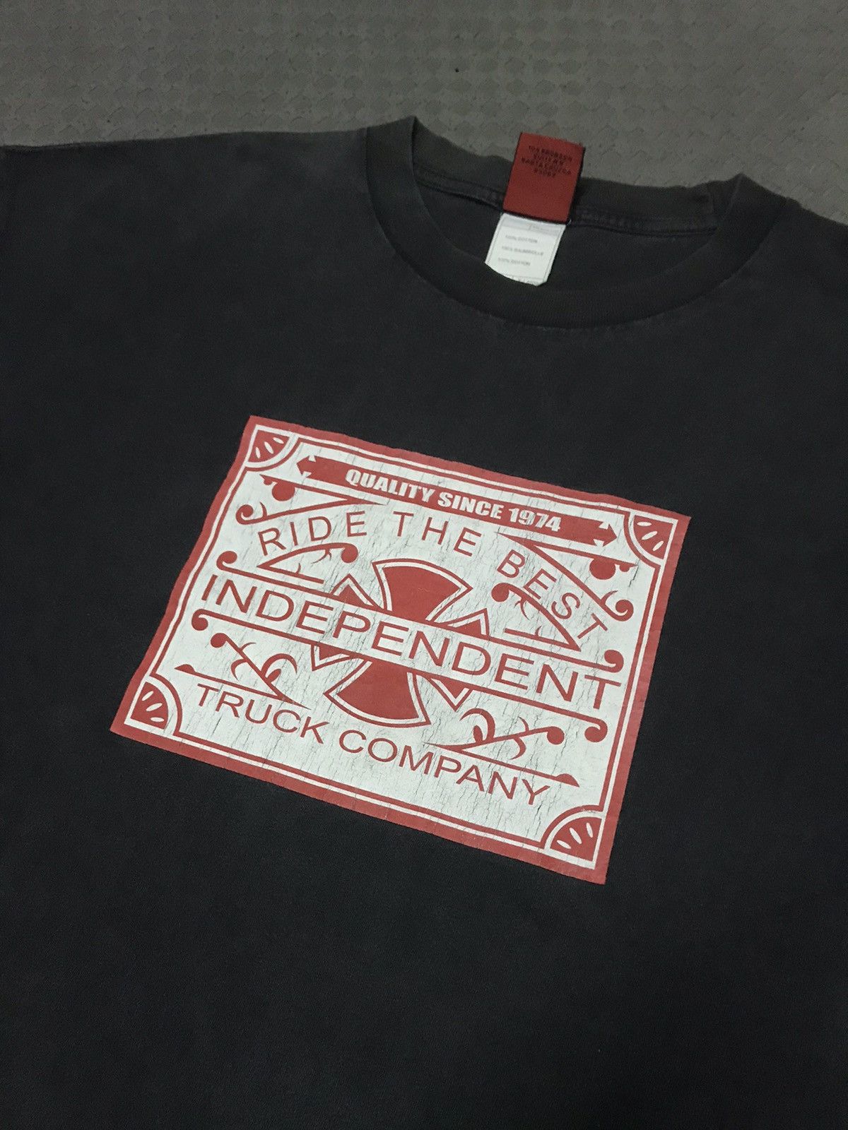 Independent Truck Co. × Vintage Y2K Sunfaded Independent Truck & Co Size US XL / EU 56 / 4 - 2 Thumbnail