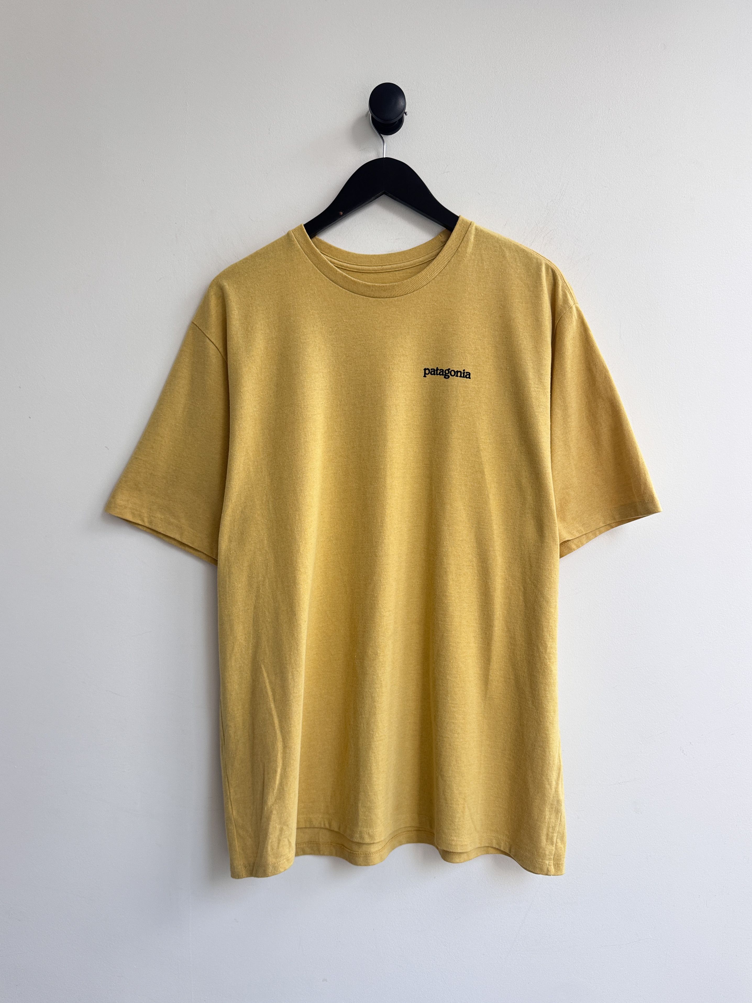Patagonia Patagonia Logo T-Shirt Size US L / EU 52-54 / 3 - 2 Thumbnail