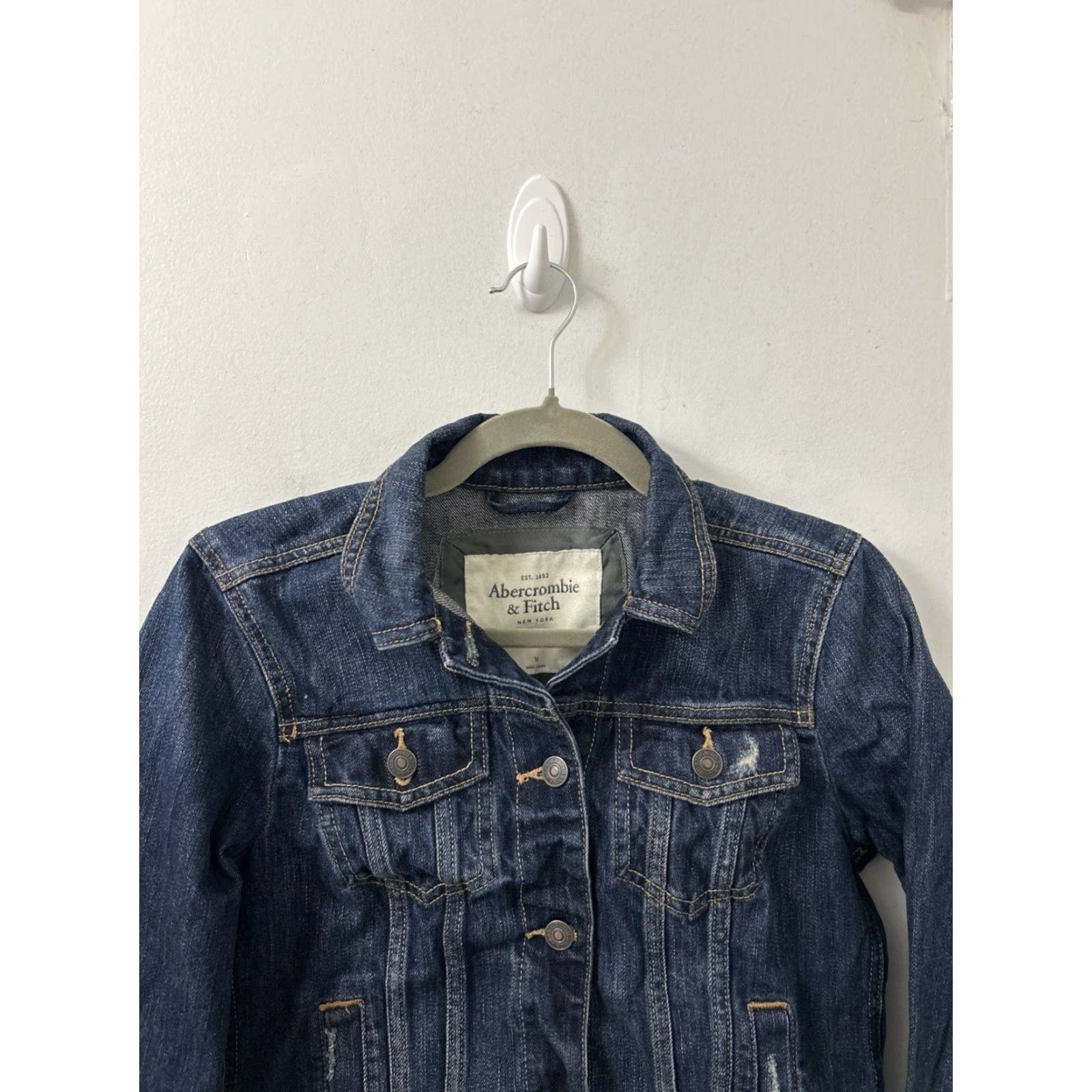 Abercrombie & Fitch Abercrombie & Fitch Denim Jacket Womens M Dark Wash Distressed Trucker Short Sleeve Long Sleeve Button Front Collared Logo Vintage No Size M / US 6-8 / IT 42-44 - 2 Thumbnail