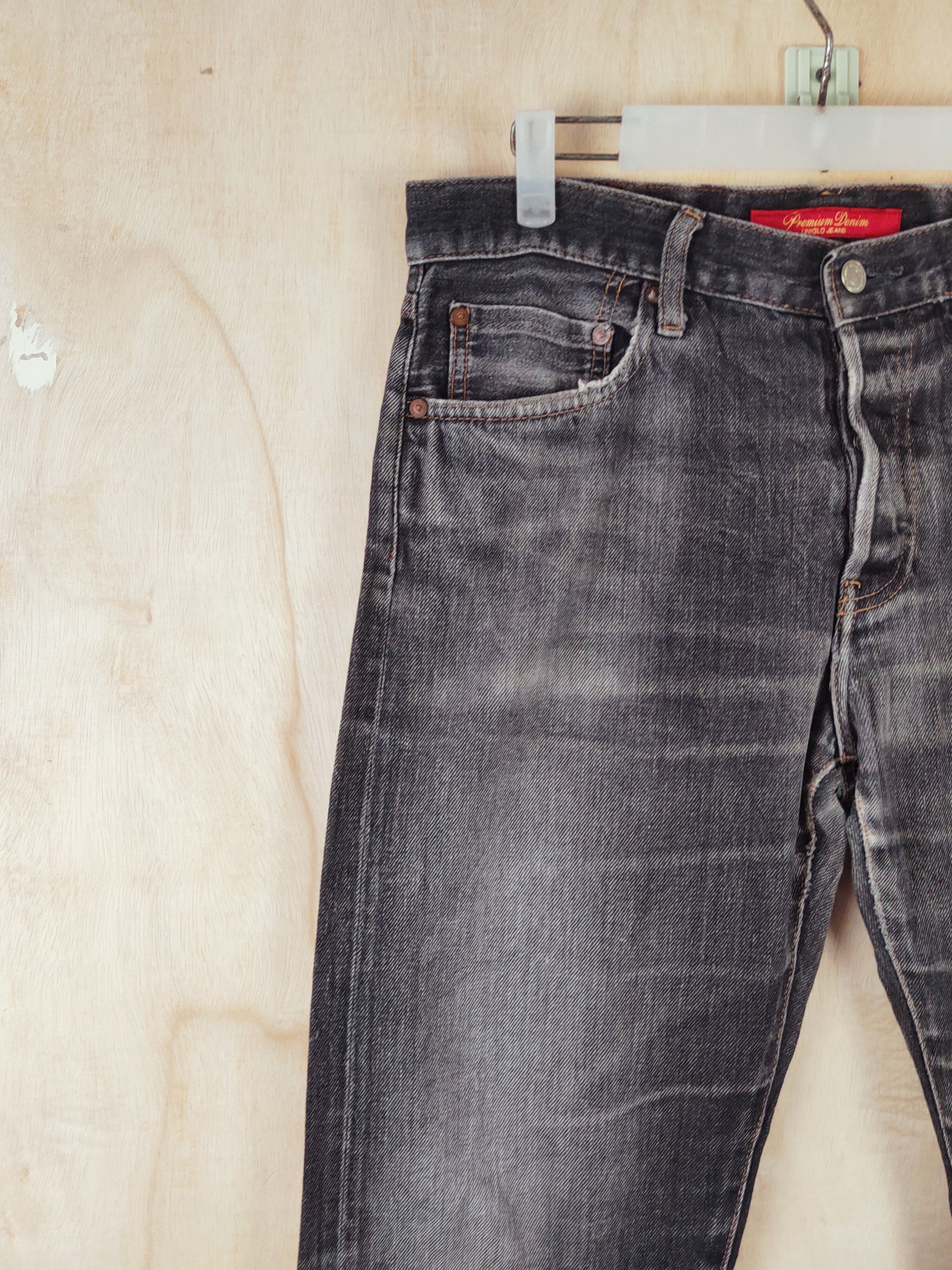 Japanese Brand Uniqlo Black Faded Distressed Ripped Jeans #S2670 Size US 32 / EU 48 - 3 Thumbnail