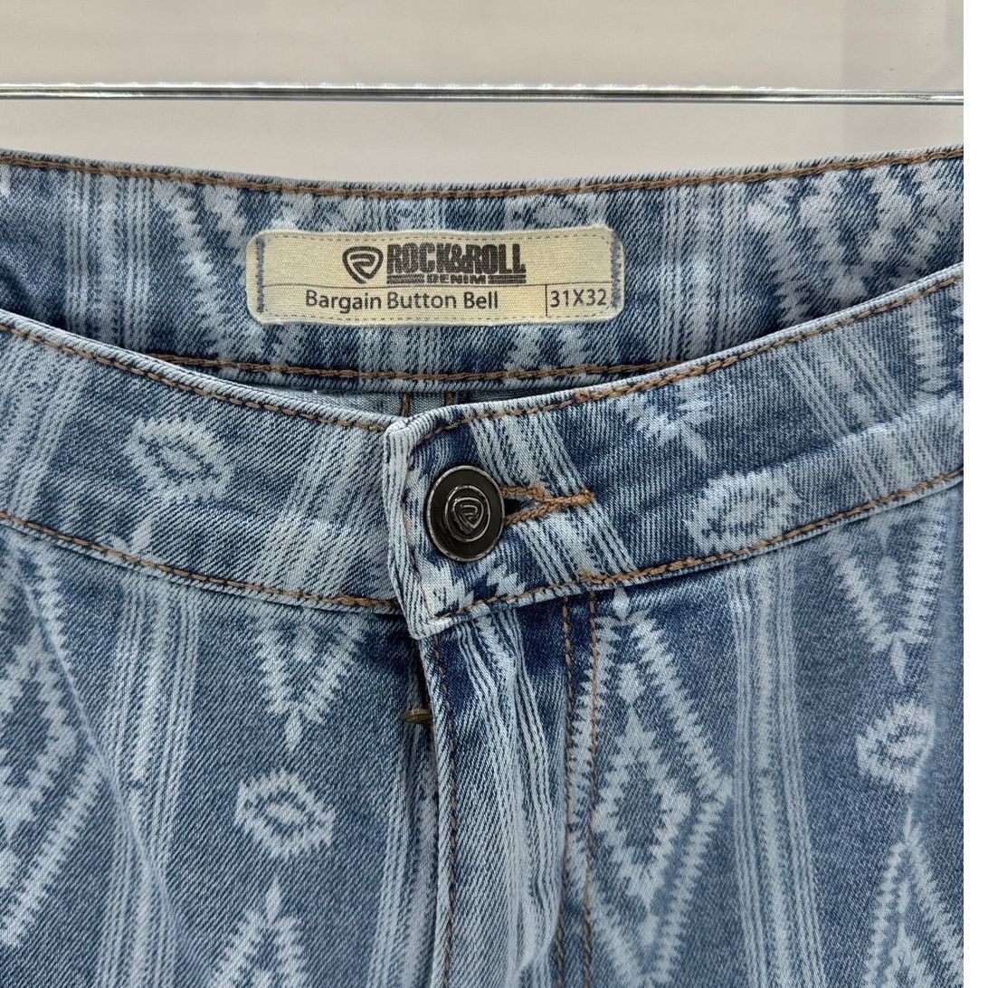 Other Rock & Roll high-rise bell bottom jeans frayed hem sz 31 Size 31" - 6 Thumbnail