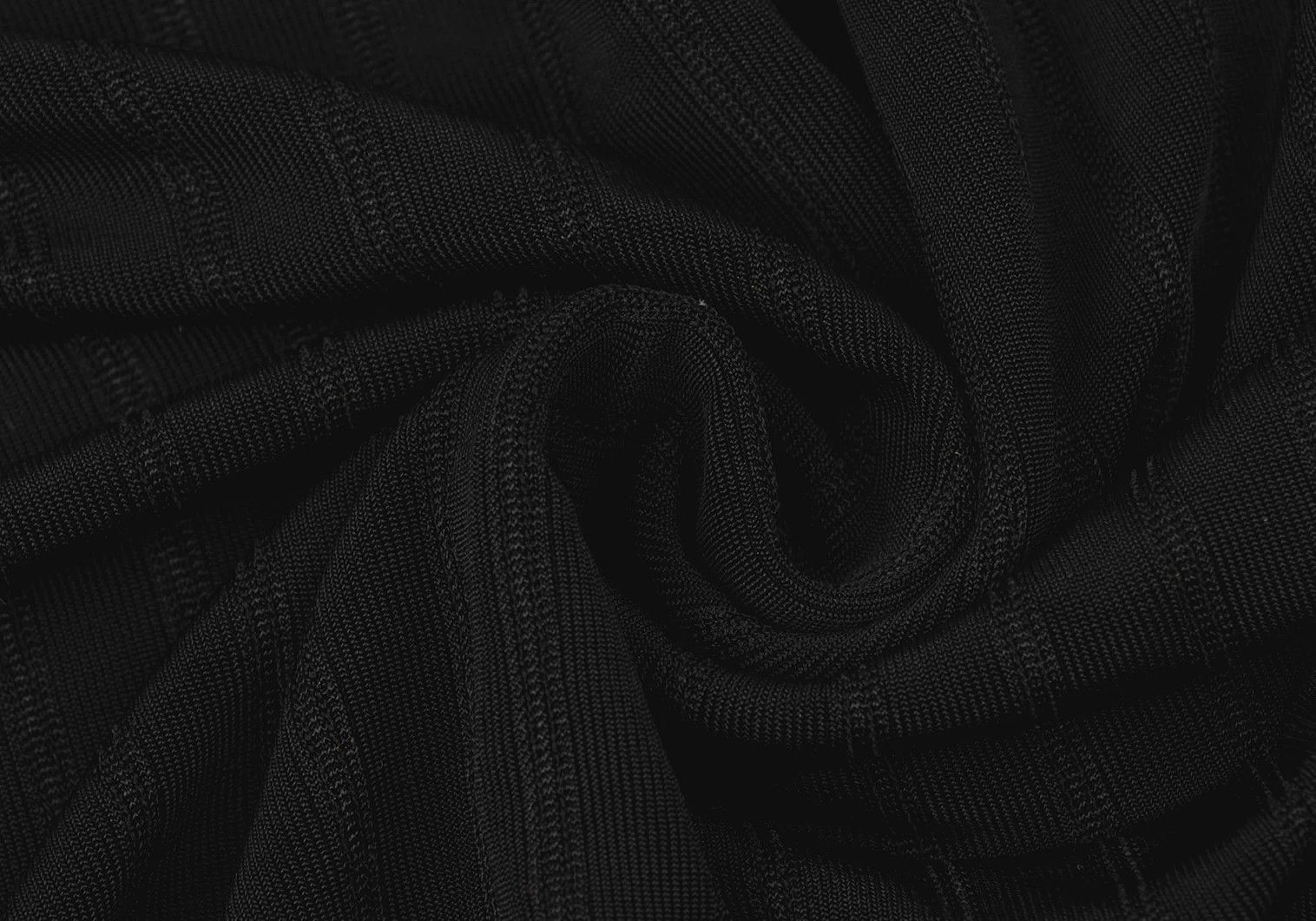 Issey Miyake Striped T-Shirt in Black, Size F Size US M / EU 48-50 / 2 - 11 Thumbnail