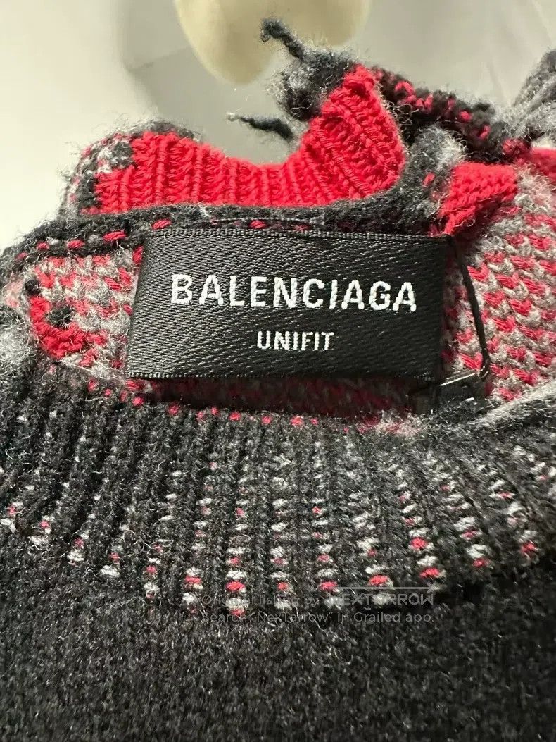 Balenciaga Balenciaga Bulletproof Vest Full Print Destroyed Sweater Size US XS / EU 42 / 0 - 3 Thumbnail