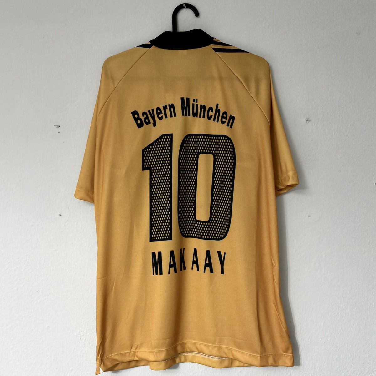 Vintage 2004 2005 Bayern Munich Adidas Vintage Away Soccer Jersey FC Size US XL / EU 56 / 4 - 2 Thumbnail