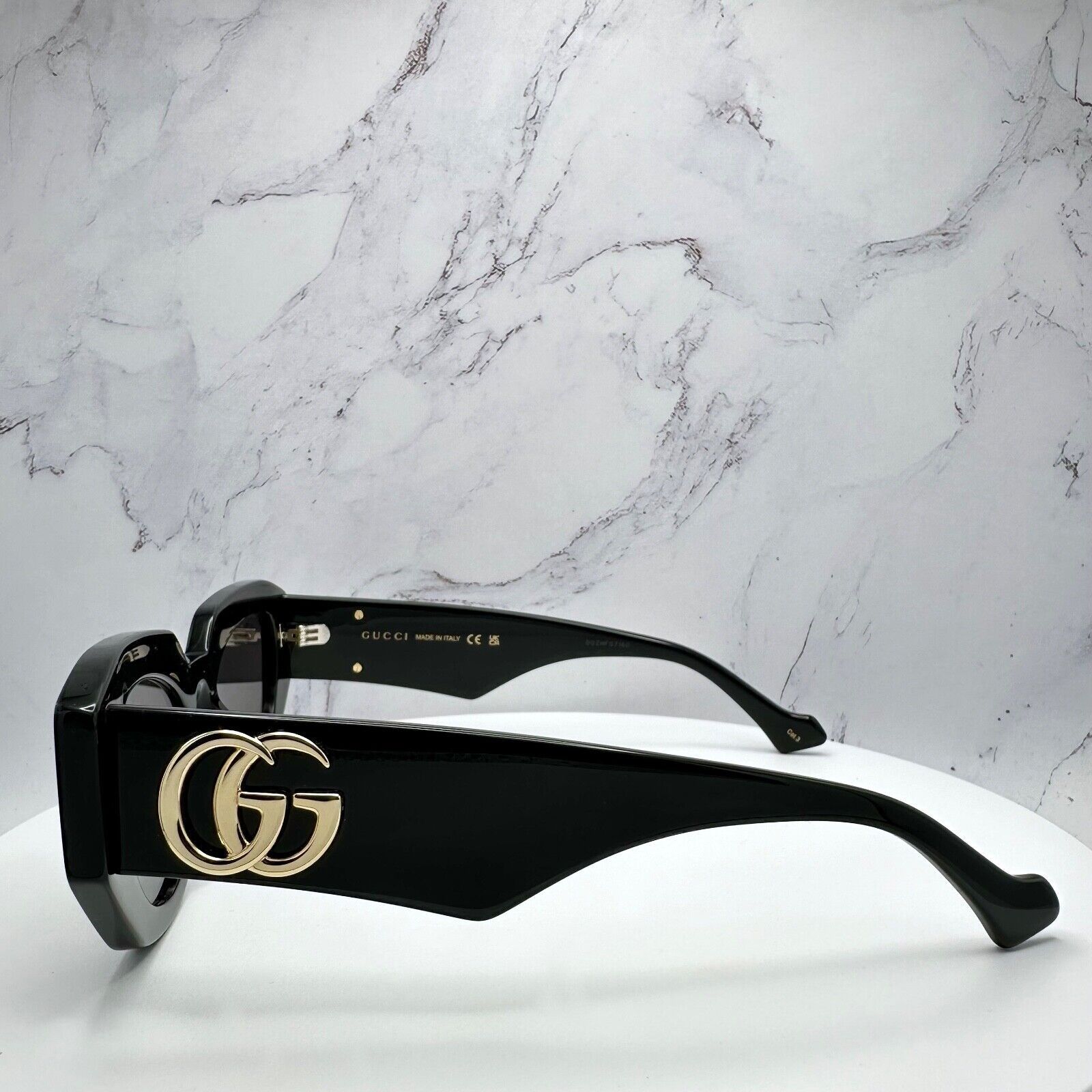 Gucci Sunglasses Black Cat Eye Gold Interlocking GG Logo