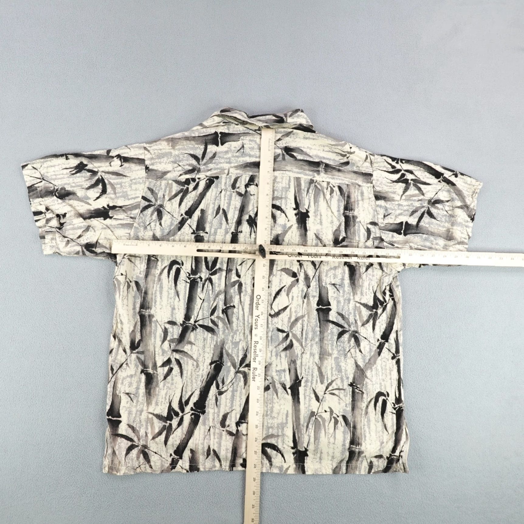 Tori Richard Tori Richard Shirt Men XL Beige Gray Floral Leaves Hawaiian Aloha Camp Button Up Size US XL / EU 56 / 4 - 5 Thumbnail