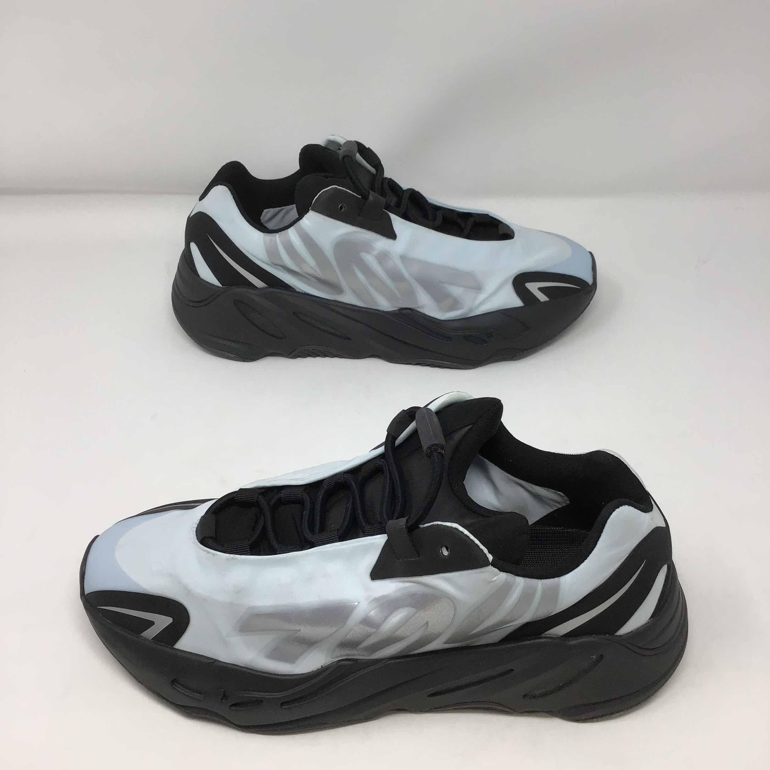 Yeezy Boost 700 MNVN Blue Tint