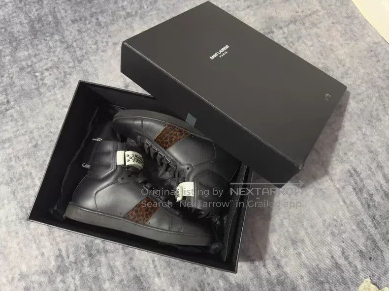Saint Laurent Paris Saint Laurent Paris Black and White Horsehide Zipper Studs Size US 7 / EU 40 - 8 Thumbnail