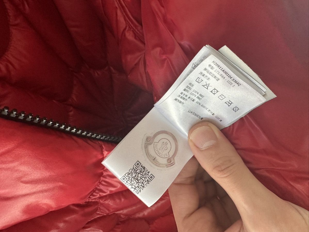 Moncler Moncler x Marvel Spiderman Jacket FRIENDS & FAMILY EDITION Size US L / EU 52-54 / 3 - 9 Thumbnail