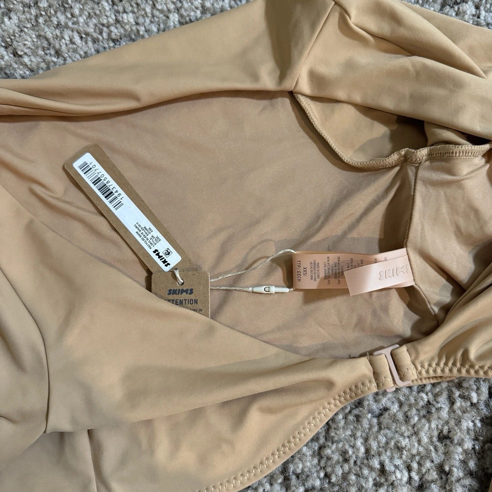 SKIMS SKIMS LS V-Neck Crop Top Shrug Beige Women’s XXS Swim Top Size XXS / US 00 / IT 34 - 3 Thumbnail