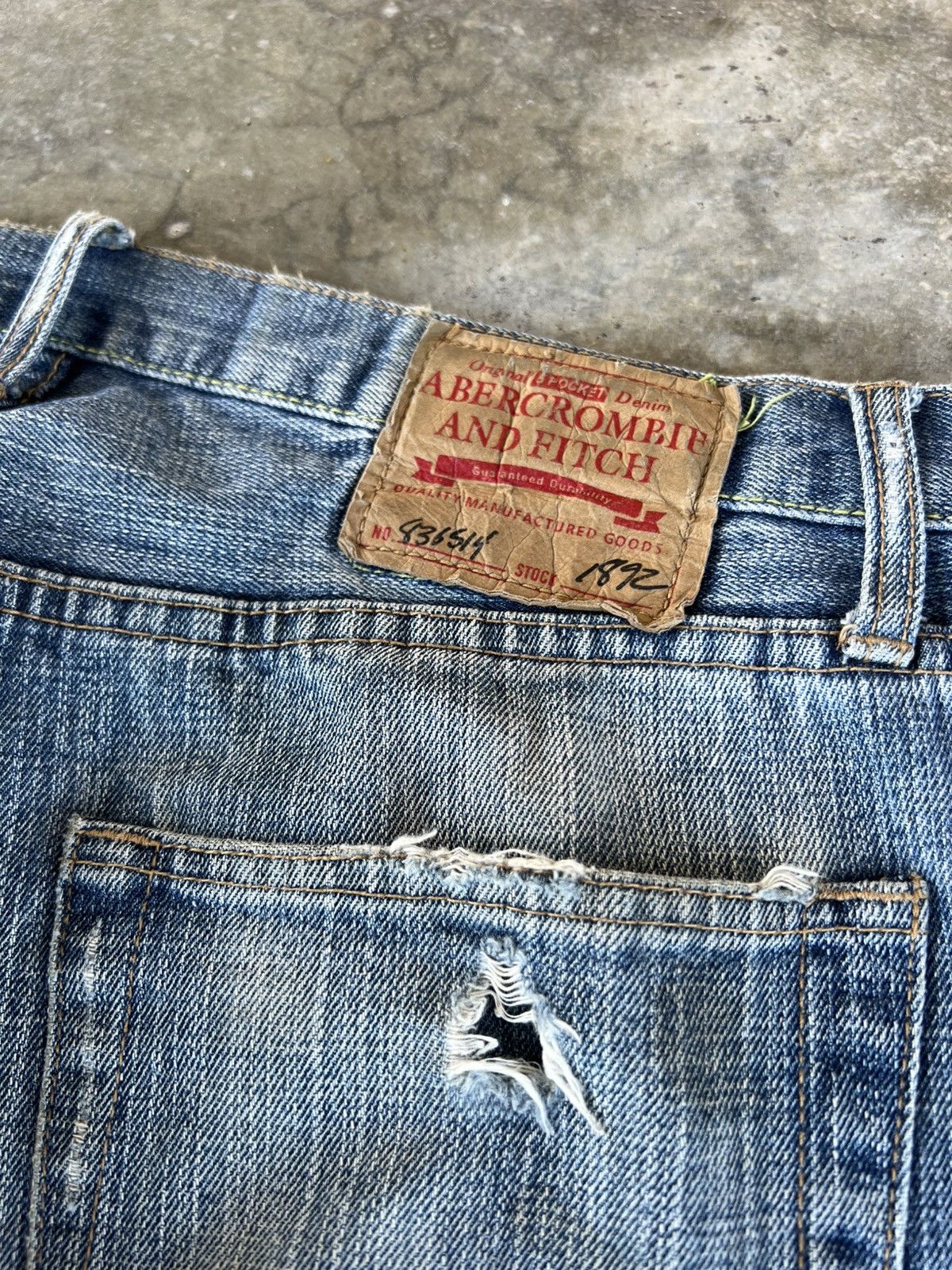 Abercrombie & Fitch Vintage Flare Abercrombie & Fitch Distress Jean Size US 32 / EU 48 - 21 Thumbnail