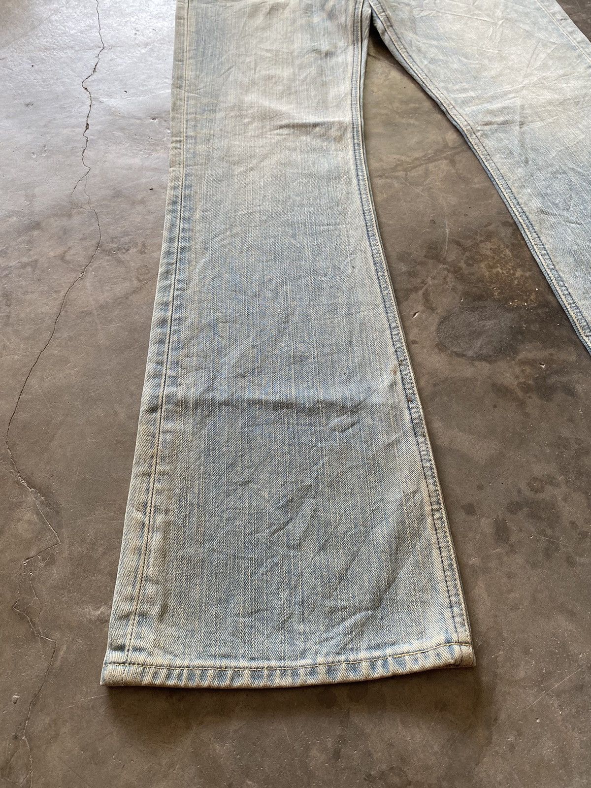 Lee × Vintage Flare Jeans Vintage Lee Riders Fade Distressed Boot Cut Size US 28 / EU 44 - 9 Thumbnail