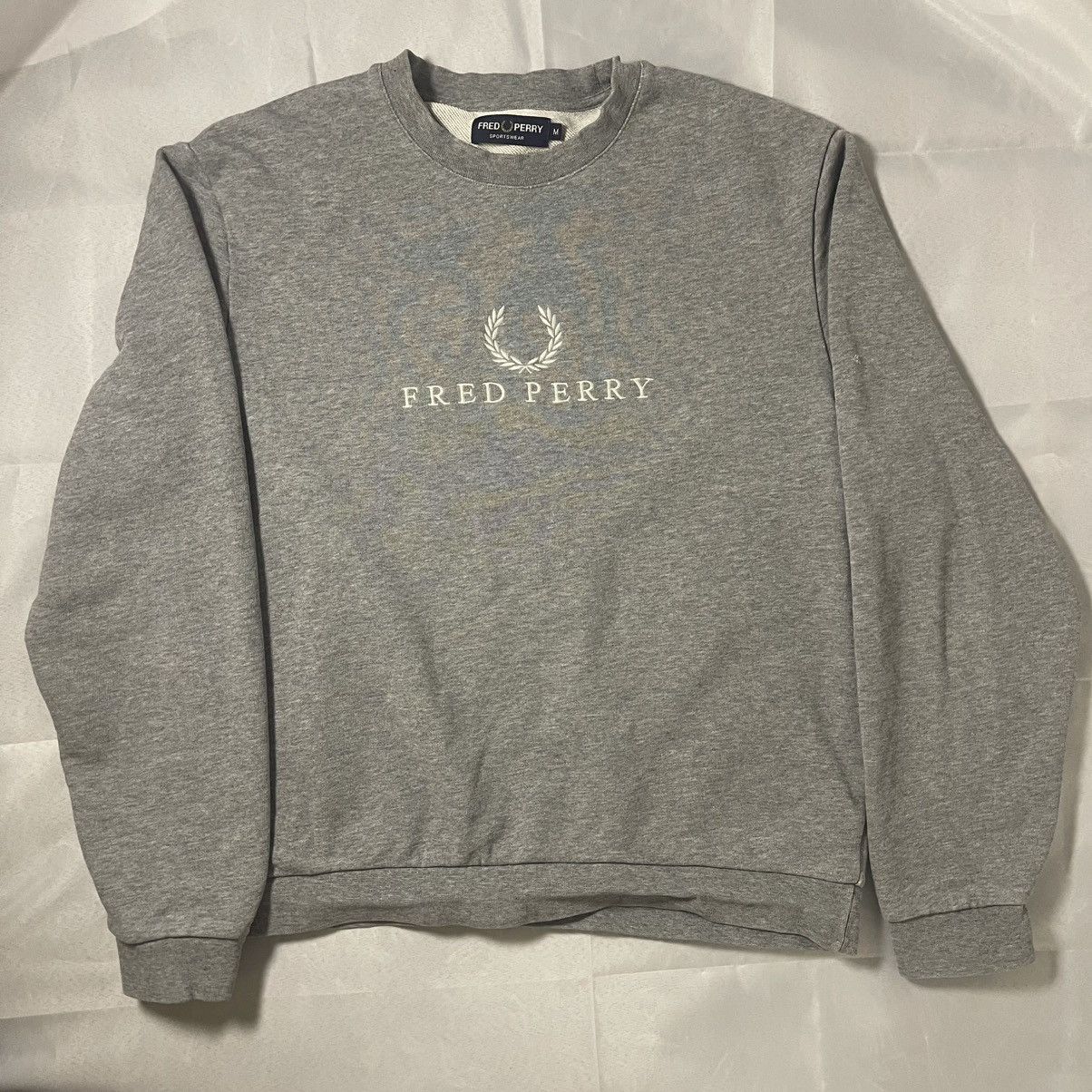 Fred Perry Fred Perry Sweatshirt Big Logo Men Size M Gray Size US M / EU 48-50 / 2 - 1 Thumbnail