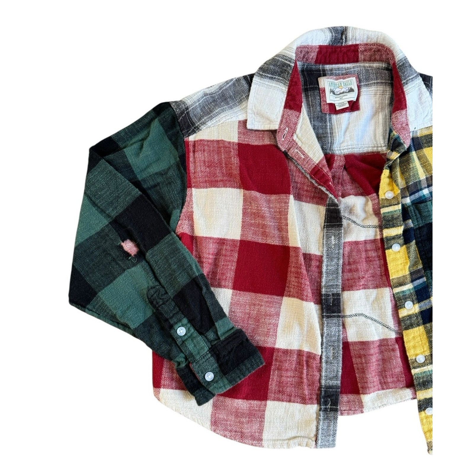 American Eagle Outfitters QUEEN Plaid Crop Flannel Upcycled Retro Vintage Grunge Sz M Size M / US 6-8 / IT 42-44 - 4 Thumbnail