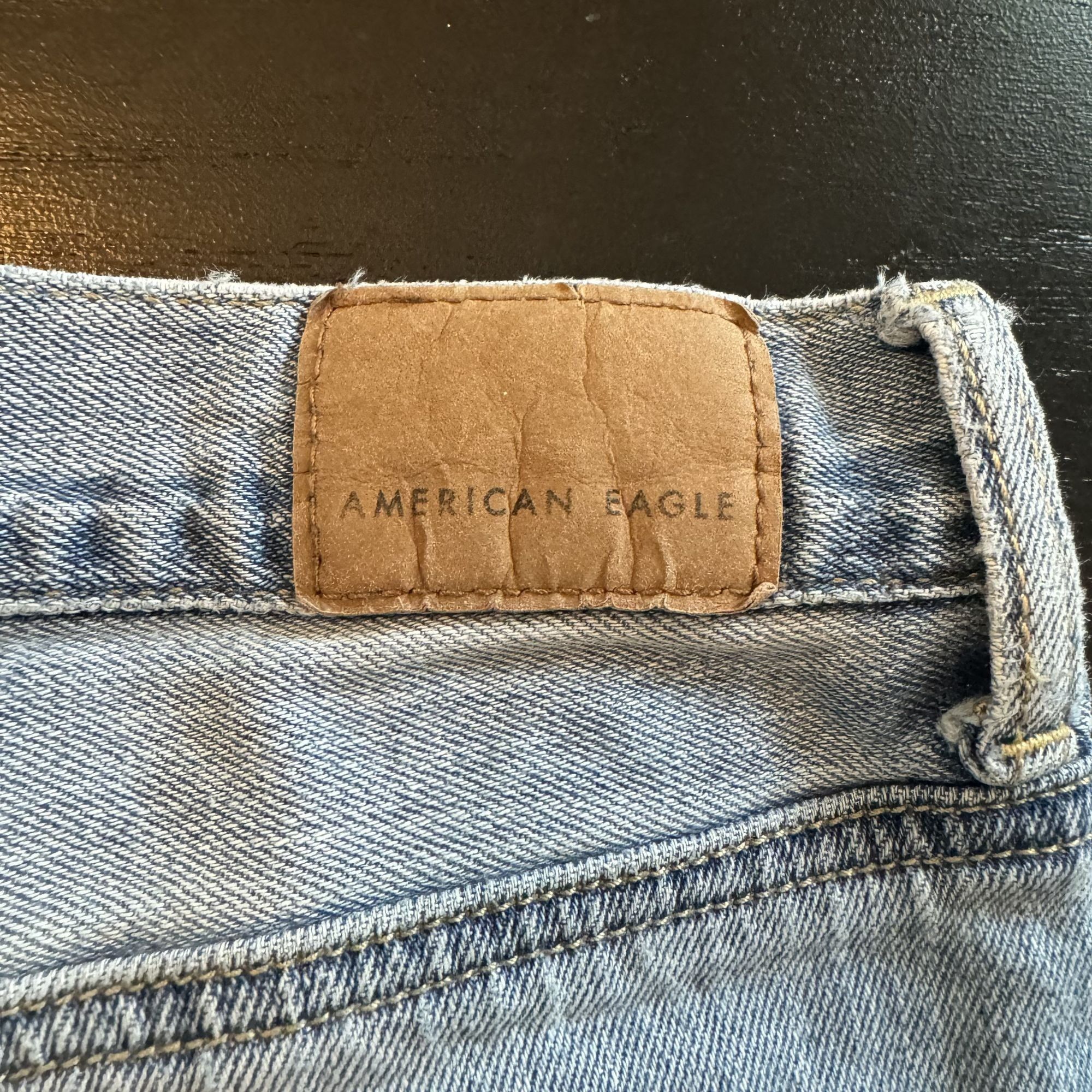 American Eagle Outfitters American Eagle Women's Distress Mom Jeans 4 Short Size 27" / US 4 / IT 40 - 7 Thumbnail