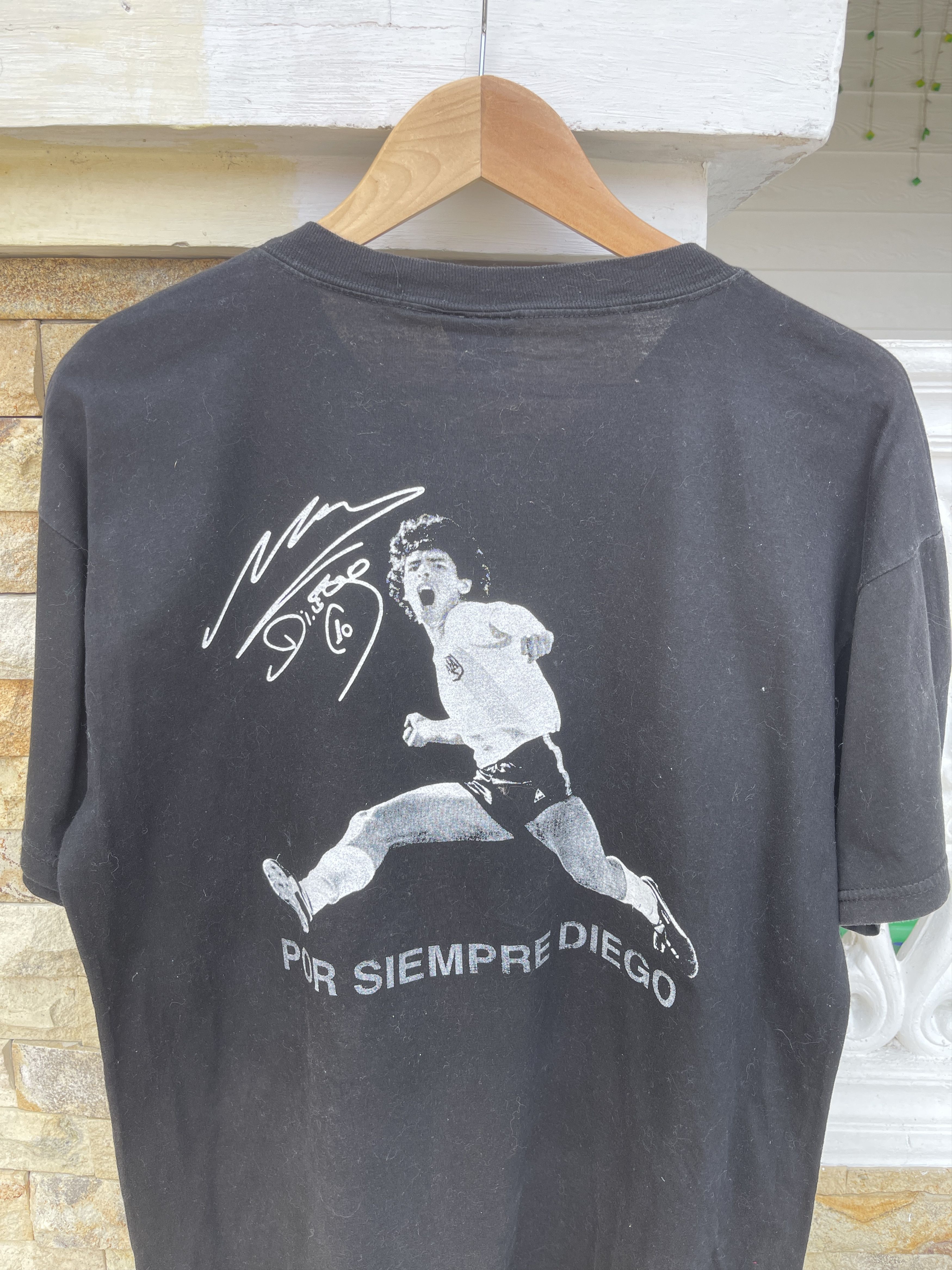 Rap Tees Last Drop🔥Rare🔥Vtg Diego Maradona Bootleg Rap Tees T-Shirt Size US L / EU 52-54 / 3 - 4 Thumbnail