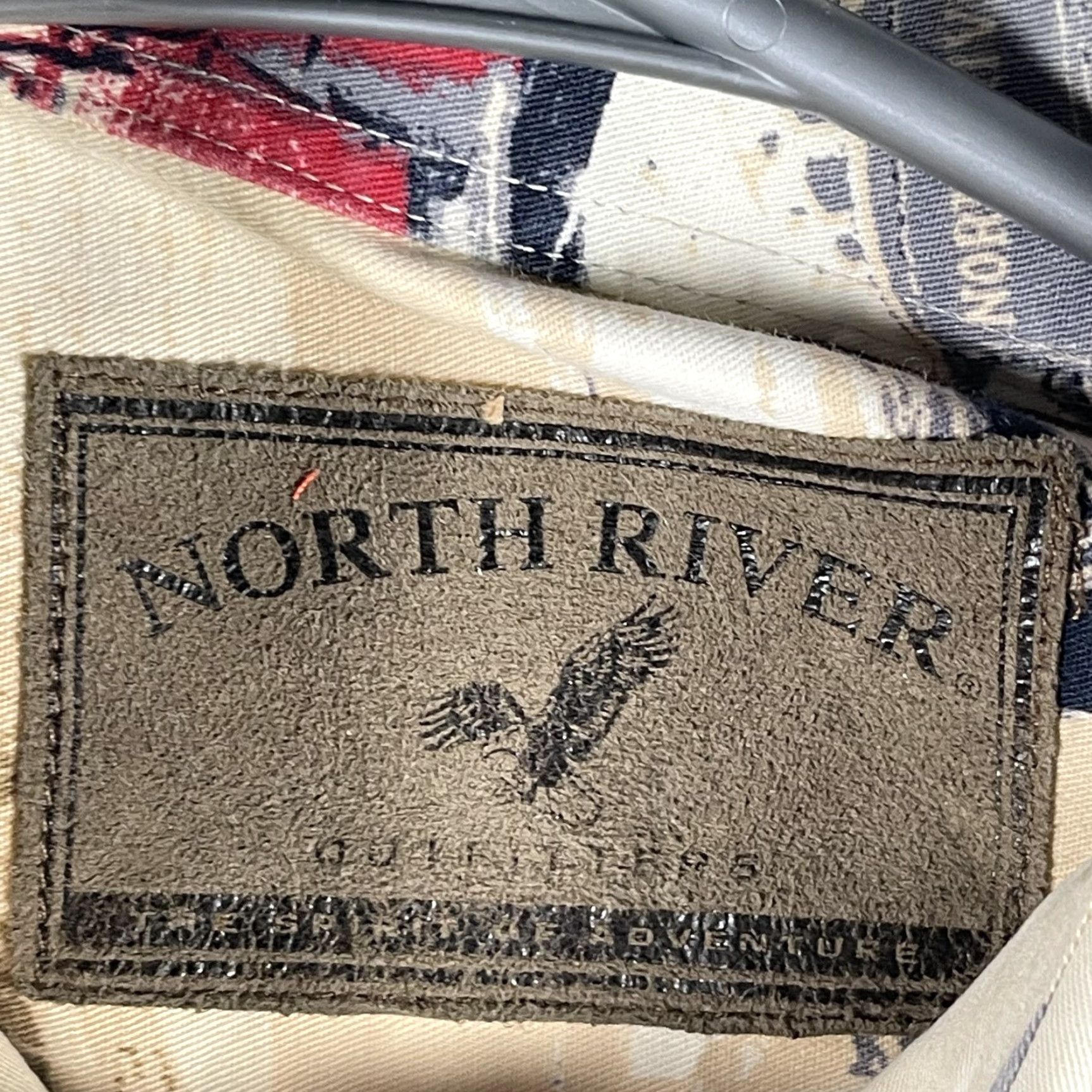 Vintage North River Shirt Mens Medium Beige Classic Car Print Button Up Retro Graphic Size US M / EU 48-50 / 2 - 4 Thumbnail