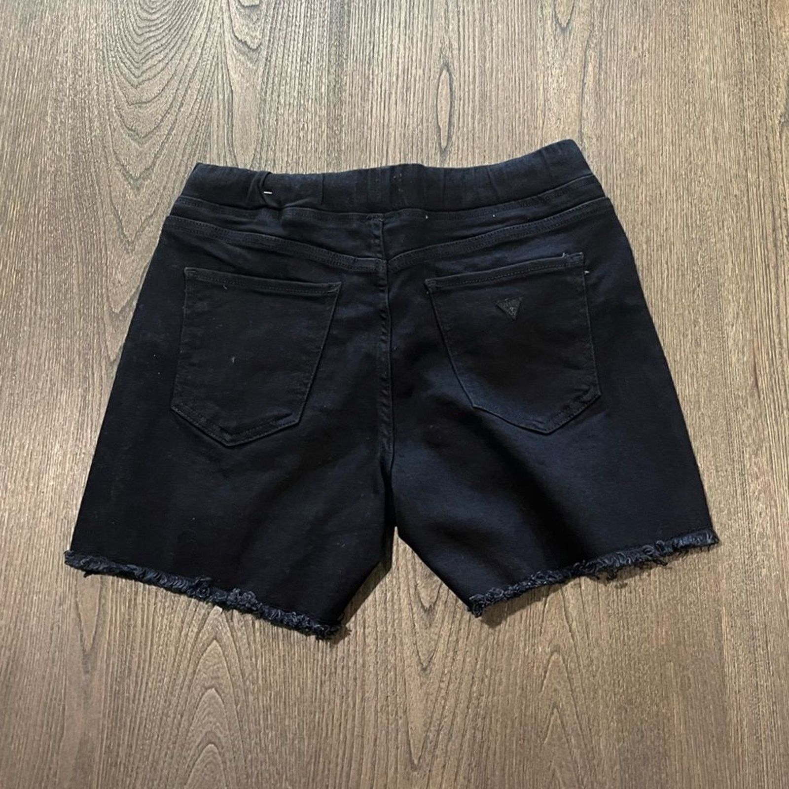 Guess NWOT Guess Black Distressed Denim Shorts Drawstring Size S Size 26" / US 2 / IT 38 - 5 Thumbnail