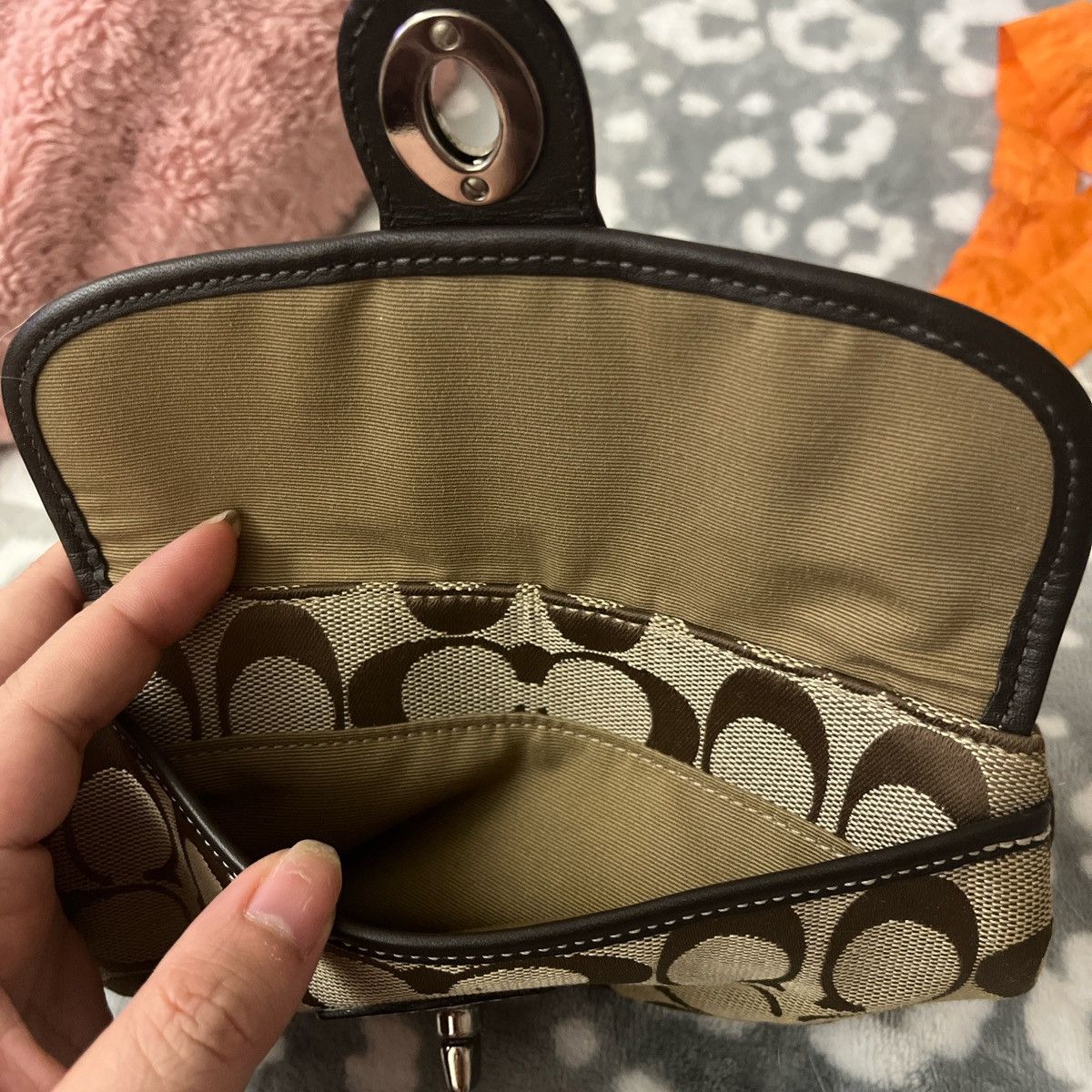 Coach Coach vintage turn lock wristlet Size ONE SIZE - 4 Thumbnail