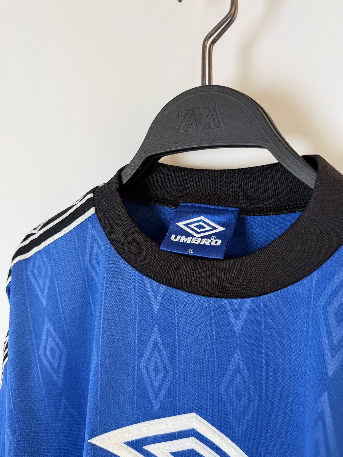 Umbro 1990’s Vintage Umbro Big Logo Monogram Football Jersey Size US XL / EU 56 / 4 - 3 Thumbnail