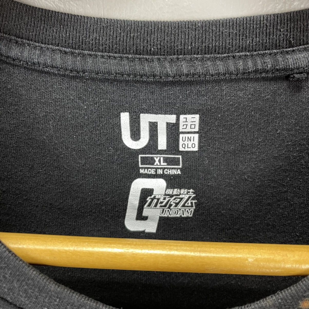 Uniqlo UNIQLO x GUNDAM Crew Neck T Shirt #2000/13 Size US L / EU 52-54 / 3 - 10 Thumbnail
