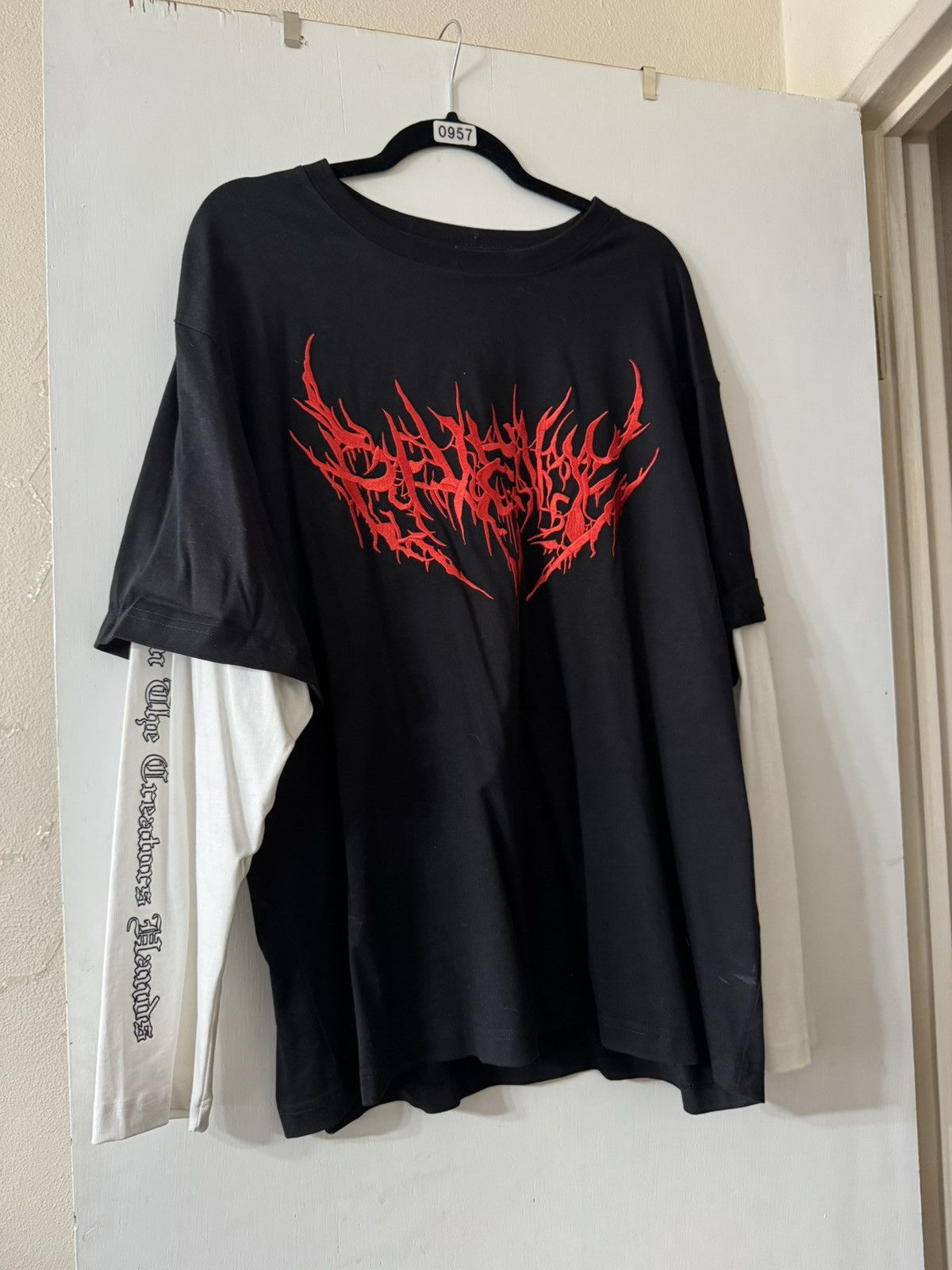 Revenge Revenge LS Black and Red Graphic Men's Shirt. Size US XXL / EU 58 / 5 - 1 Thumbnail