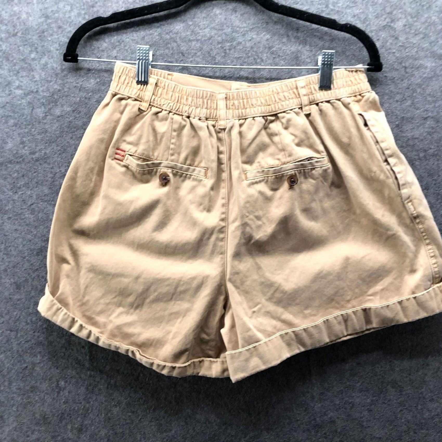 Urban Outfitters VINTAGE BDG Urban Outfitters Pleated Chino Shorts Womens M Tan Relaxed High Rise Size 32" / US 10 / IT 46 - 2 Thumbnail