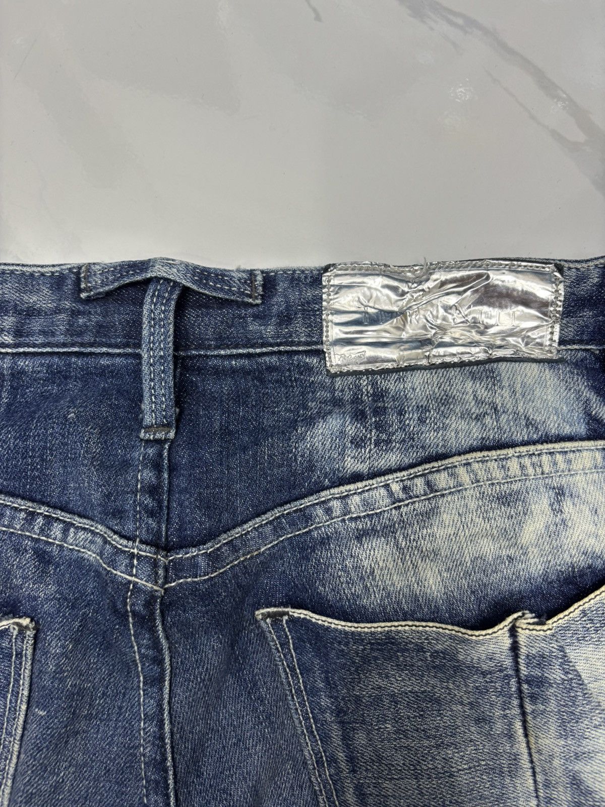 Le Grande Bleu (L.G.B.) ACID WASH LGB NUMBER NINE STYLE TERRA NULL DISTRESSED DENIM Size US 31 - 13 Thumbnail
