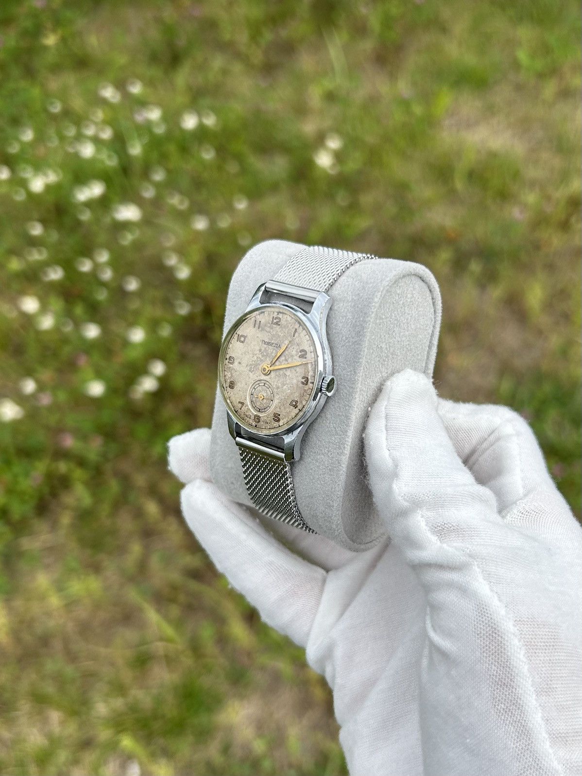 Vintage Vintage Watch Pobeda Made in USSR Soviet Wristwatch 1950s Size ONE SIZE - 14 Thumbnail