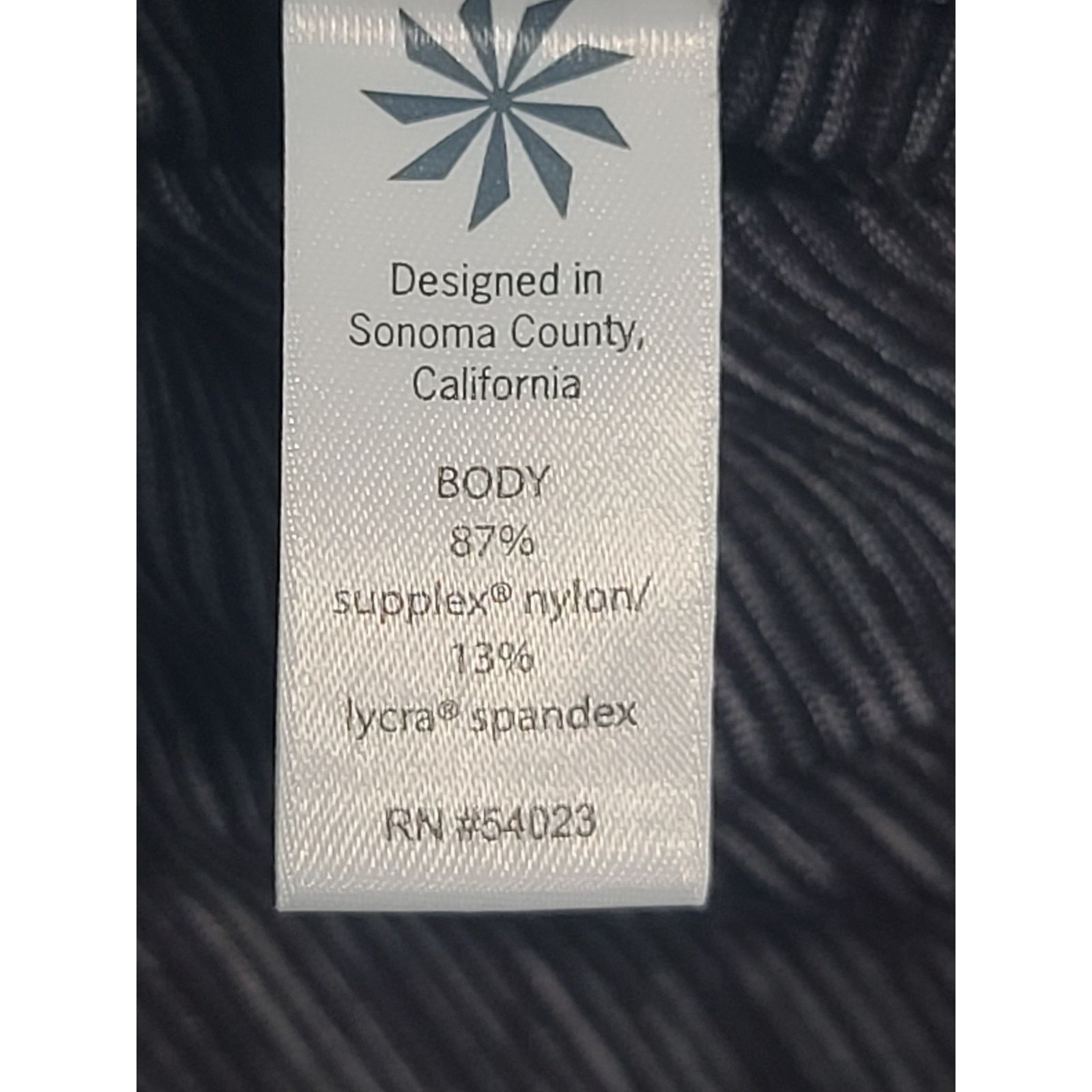 Athleta ATHLETA Energy Chaturanga Capri Leggings Size 24" / US 00 / IT 34 - 6 Thumbnail