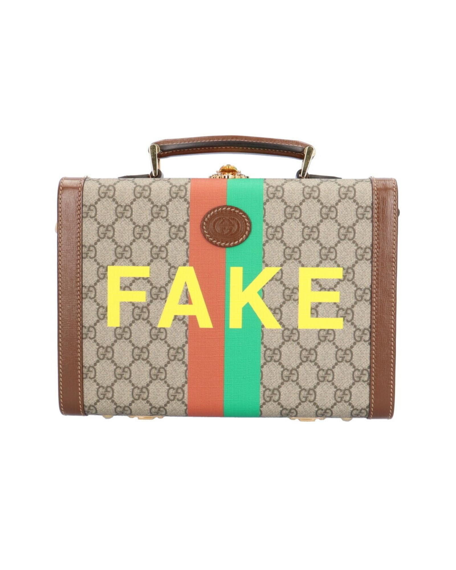 image of Gucci Gg Supreme Canvas Savoy Handbag in Beige, Women's