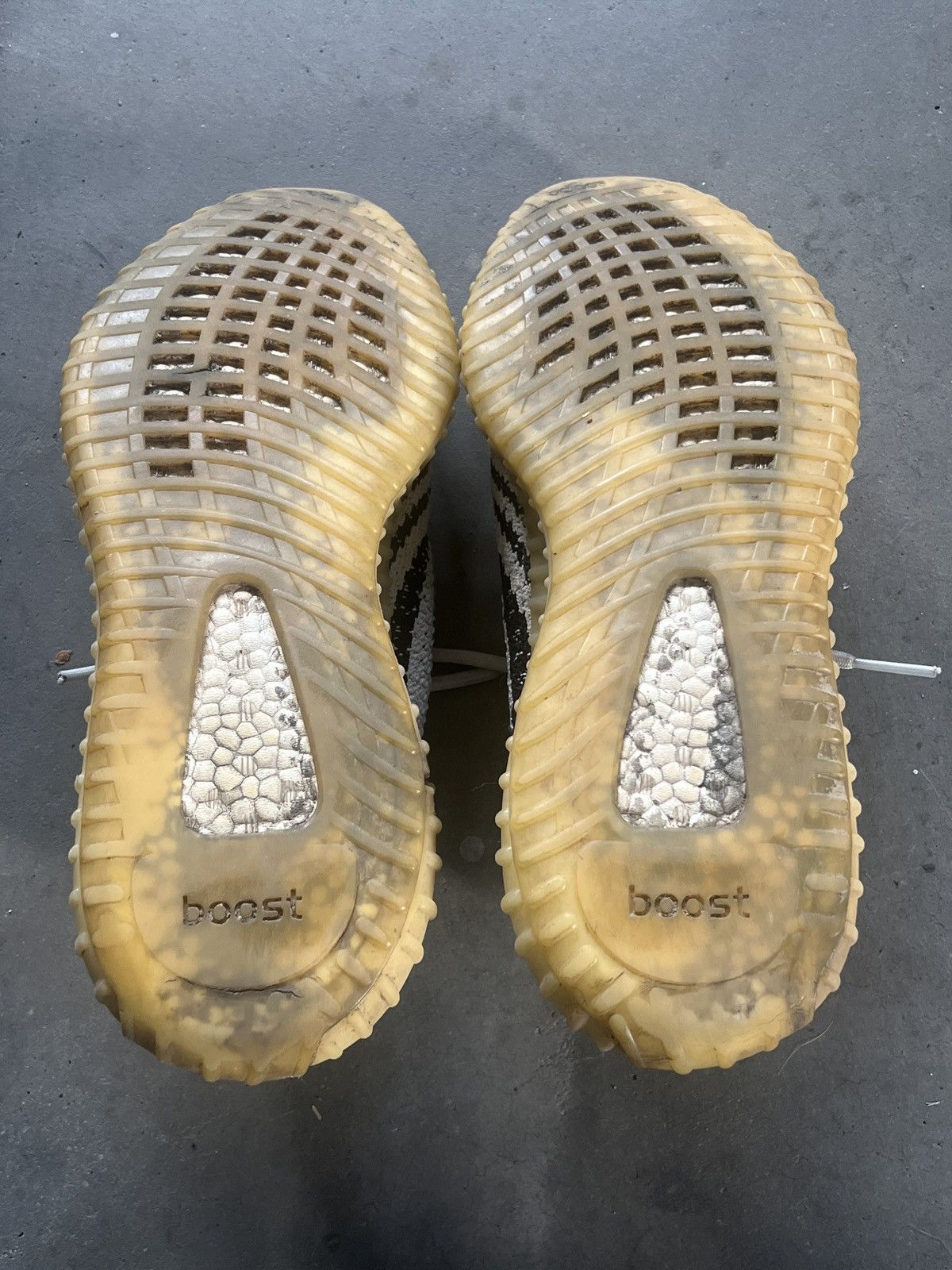 Yeezy Adidas Yeezy Boost 350V2 Zebra Size US 10.5 / EU 43-44 - 5 Thumbnail