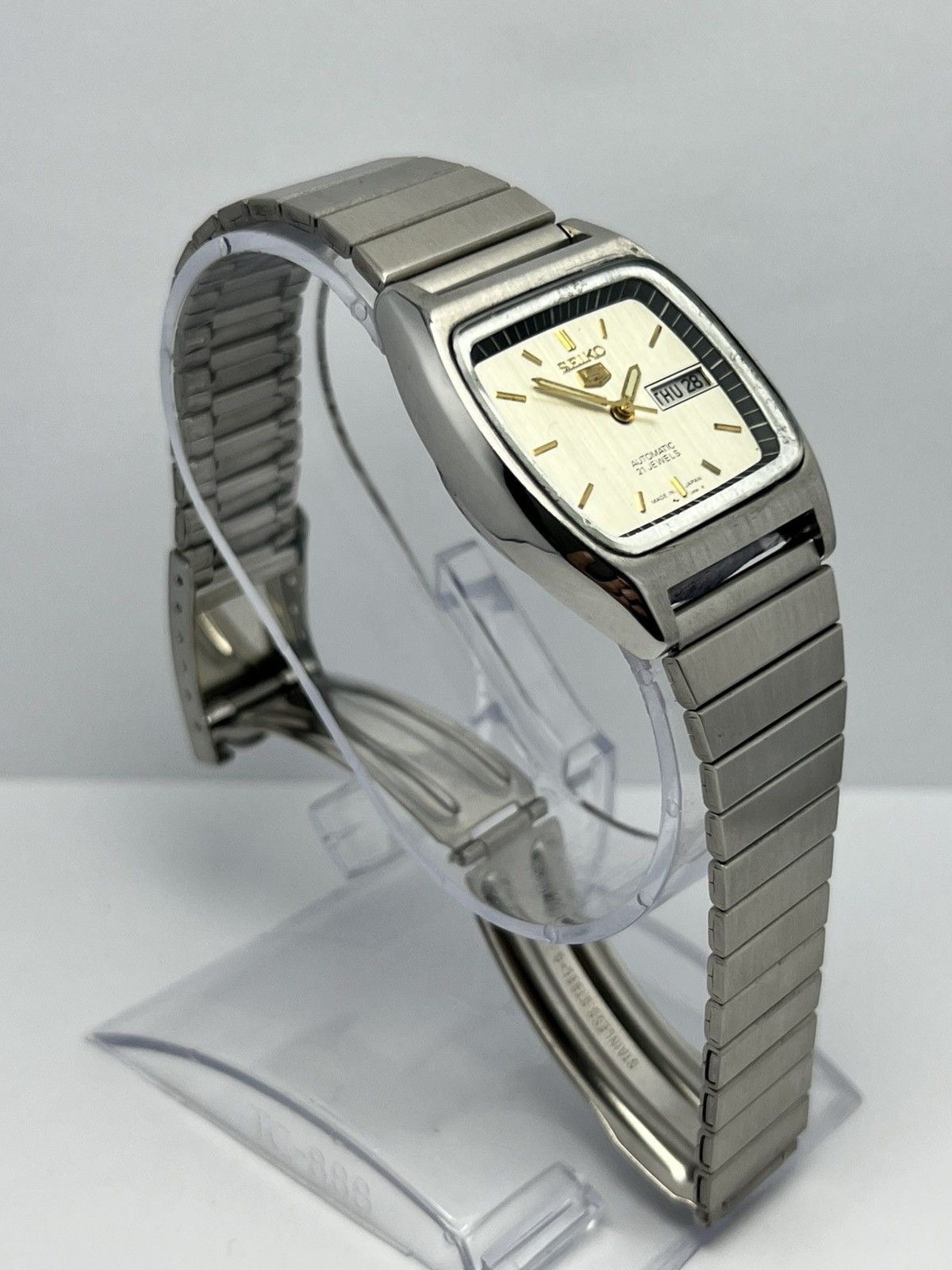 Seiko Seiko 5 Automatic 6309 Vintage 36mm Black Dial Watch Size 36 - 12 Thumbnail