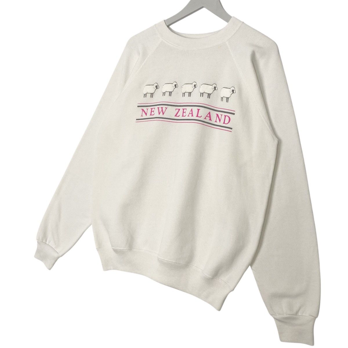 Hanes Vintage Hanes Activewear Graphic Sweatshirt White Size L Size L / US 10 / IT 46 - 2 Thumbnail