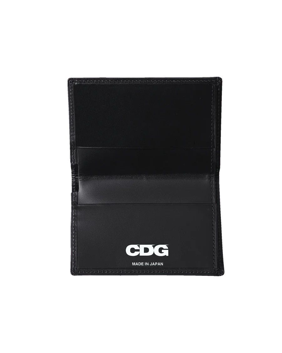 CDG by Comme des Garcons × Comme des Garcons CDG EMBOSSED LOGO WALLET Size ONE SIZE - 2 Thumbnail