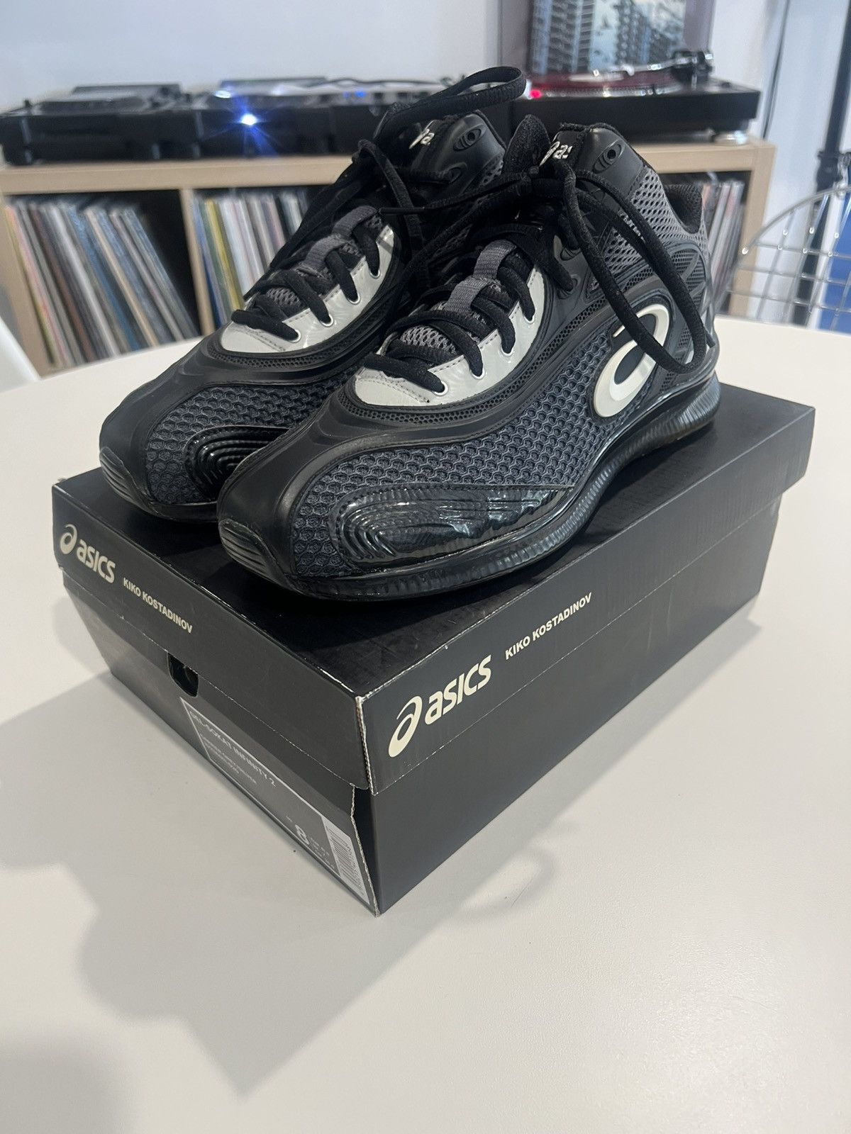 Asics × Kiko Kostadinov Kiko Kostadinov x Asics Gel-Sokat Infinity 2 Size US 8 / EU 41 - 3 Thumbnail