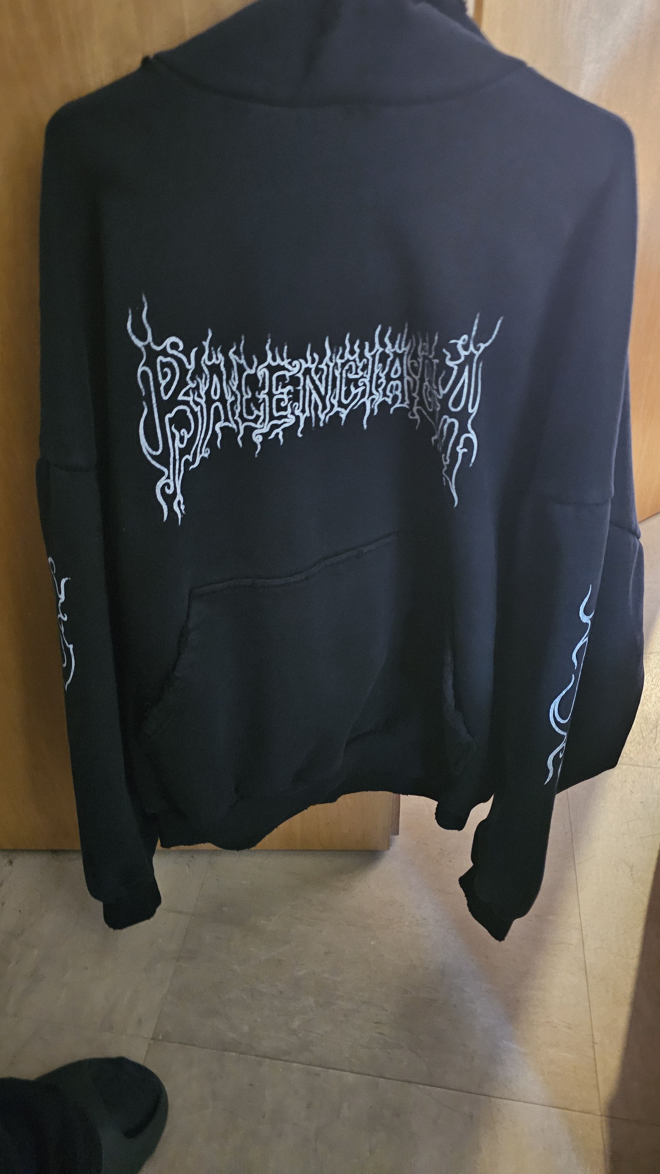 Balenciaga Balenciaga Heavy Darkwave hoodie RETAIL 3300 size 3 Size US L / EU 52-54 / 3 - 1 Thumbnail