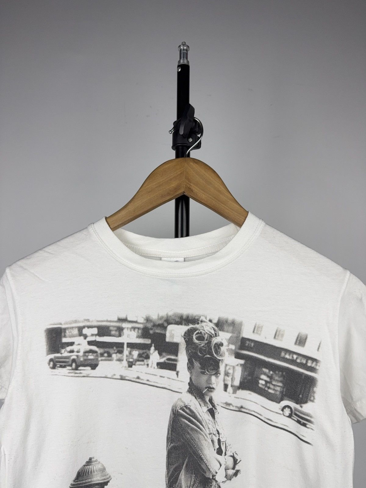 Band Tees Y2K 2011 Bravado Street Photo Graphic Tee “We Found Love” Size US S / EU 44-46 / 1 - 2 Thumbnail