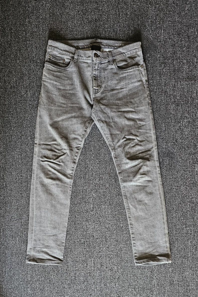 Saint Laurent Paris Saint Laurent Gray D02 Modified Jeans-yf Size US 30 / EU 46 - 1 Thumbnail