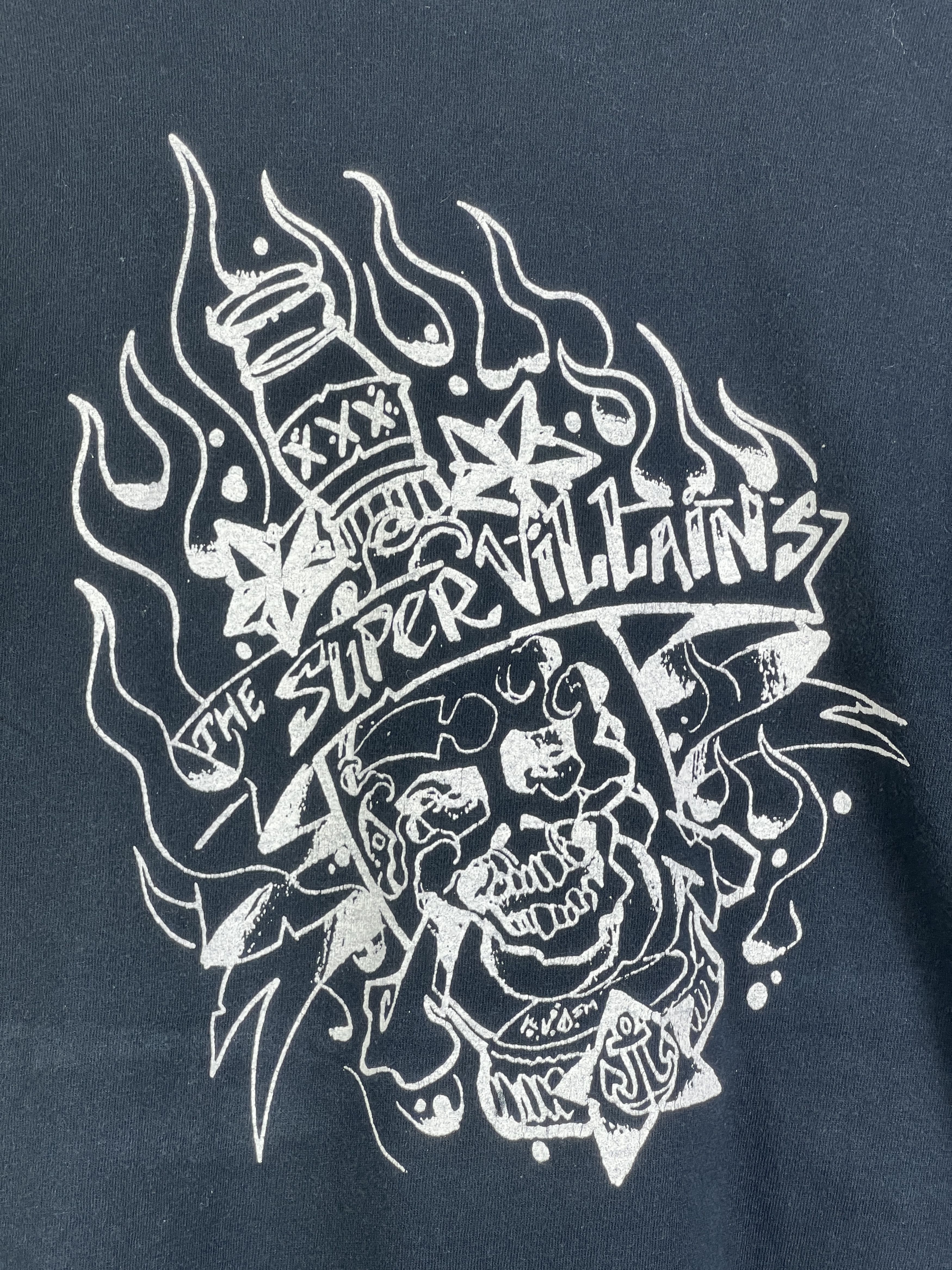 Band Tees No.4985 Vintage The Supervillains Band Graphic Tee (L) Size US L / EU 52-54 / 3 - 5 Thumbnail