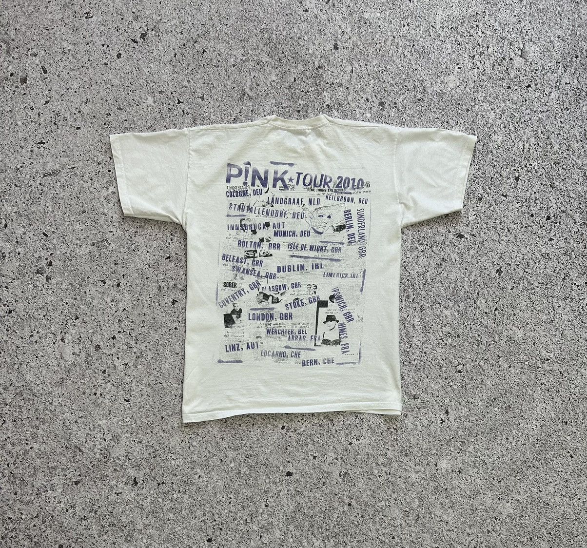 Band Tees × Vintage Vintage Rock Band Pink Tour 2010 Retro T-Shirt Y2K Hype Size US L / EU 52-54 / 3 - 6 Thumbnail