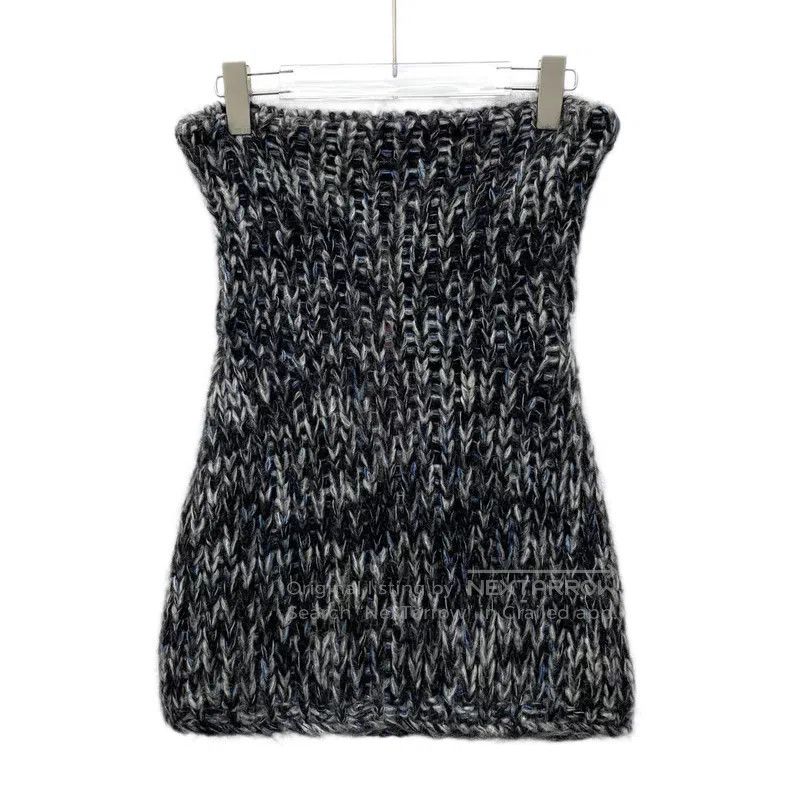 Brunello Cucinelli Brunello Cucinelli Color block mohair sweetheart knitted s Size S / US 4 / IT 40 - 1 Thumbnail