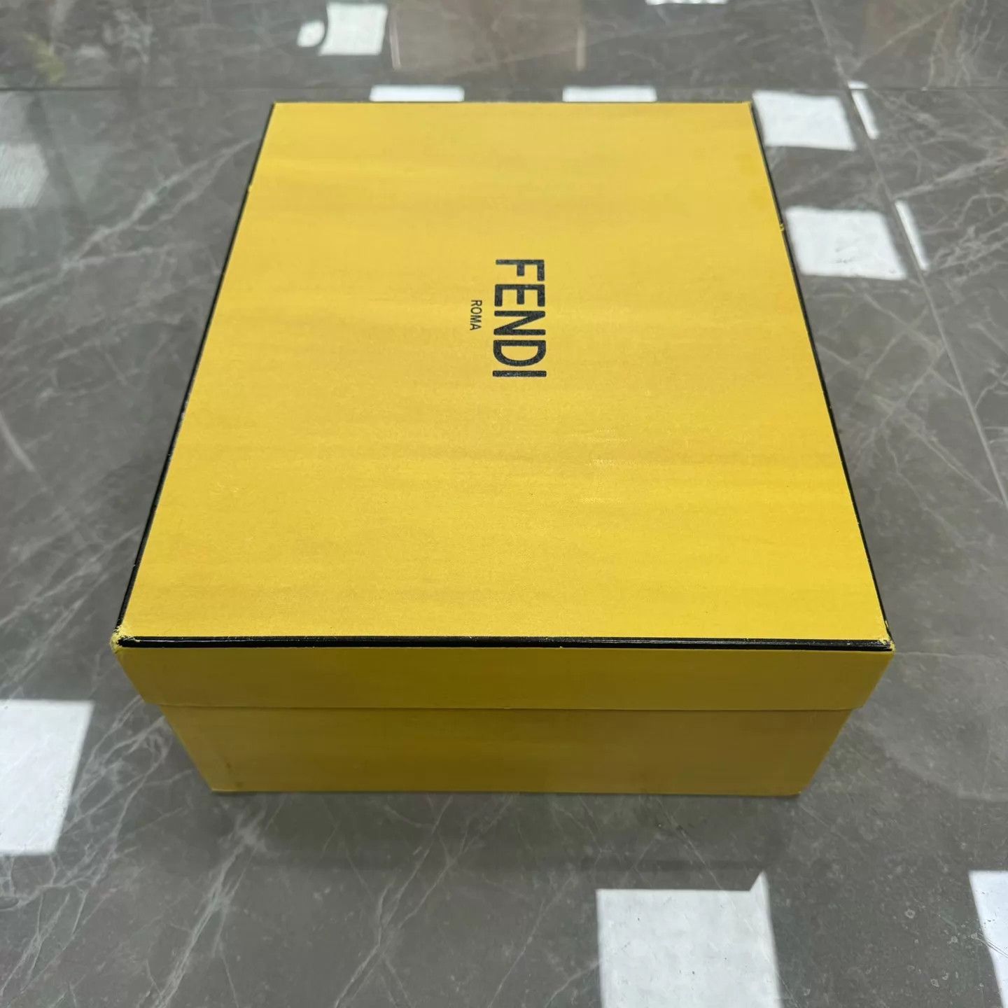 Fendi Fendi Match Pink Size 40 Original Box Like New Size US 9.5 / IT 39.5 - 9 Thumbnail