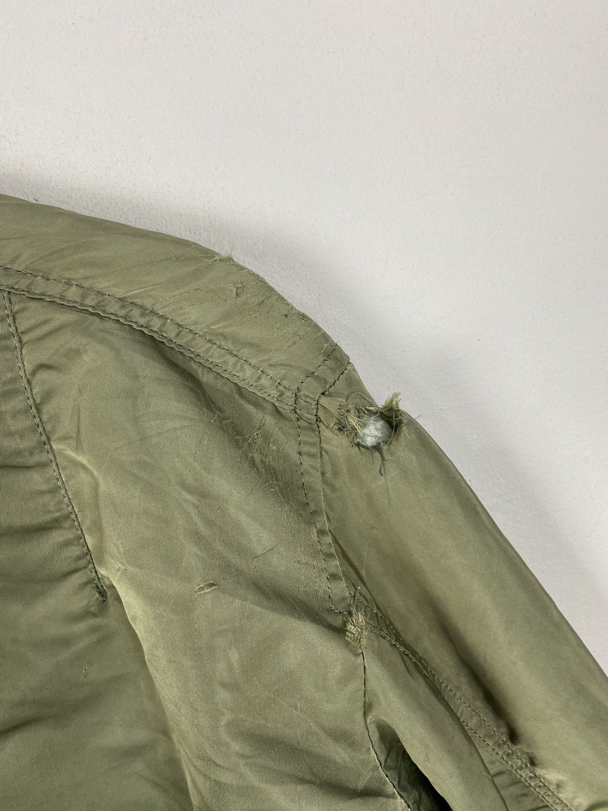Alpha Industries MA 1 Crazy Design The Wildhearts Worn Distressed Jacket Size US L / EU 52-54 / 3 - 22 Thumbnail