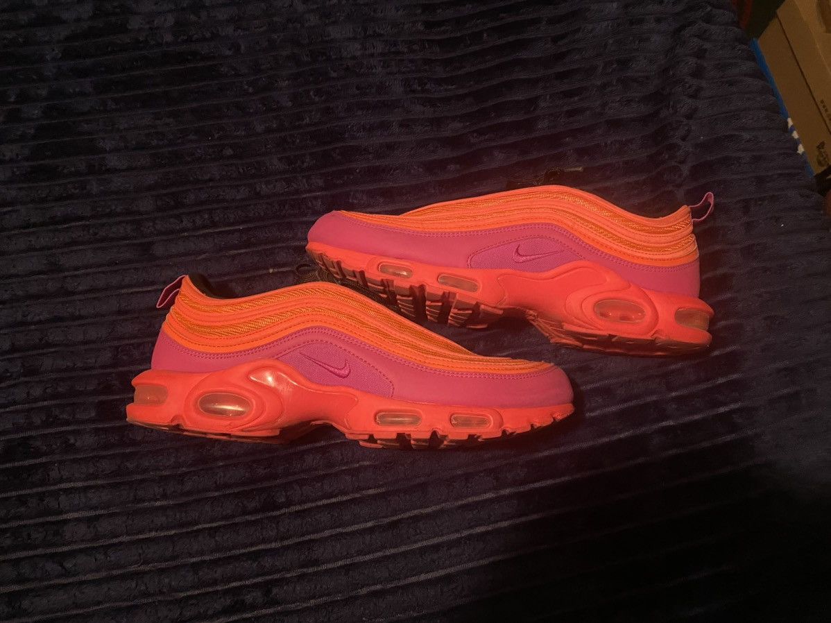 air max 97 plus racer pink on feet