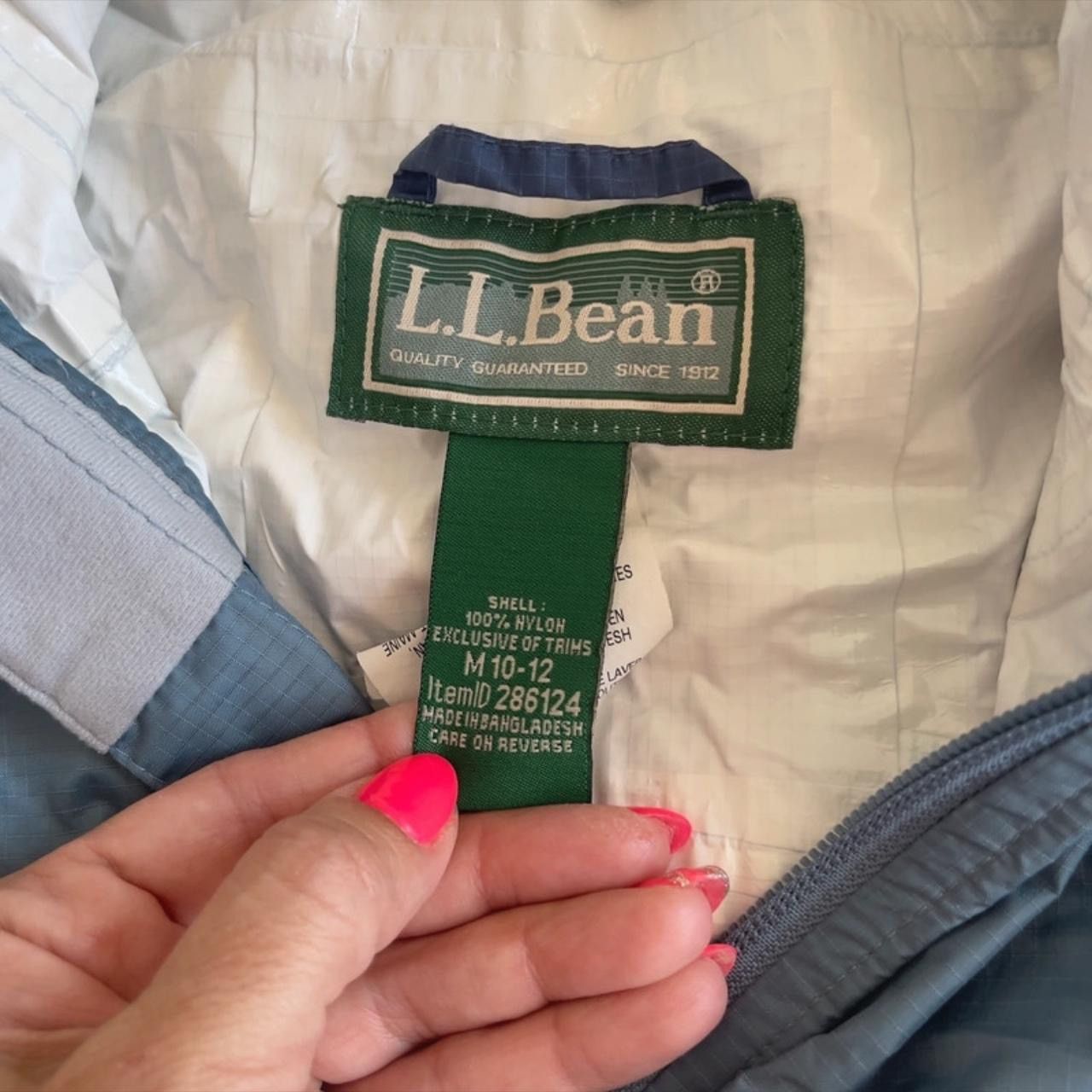 L.L. Bean L.L. Bean Womens Windbreaker Jacket Blue Medium With Hood Size M / US 6-8 / IT 42-44 - 2 Thumbnail