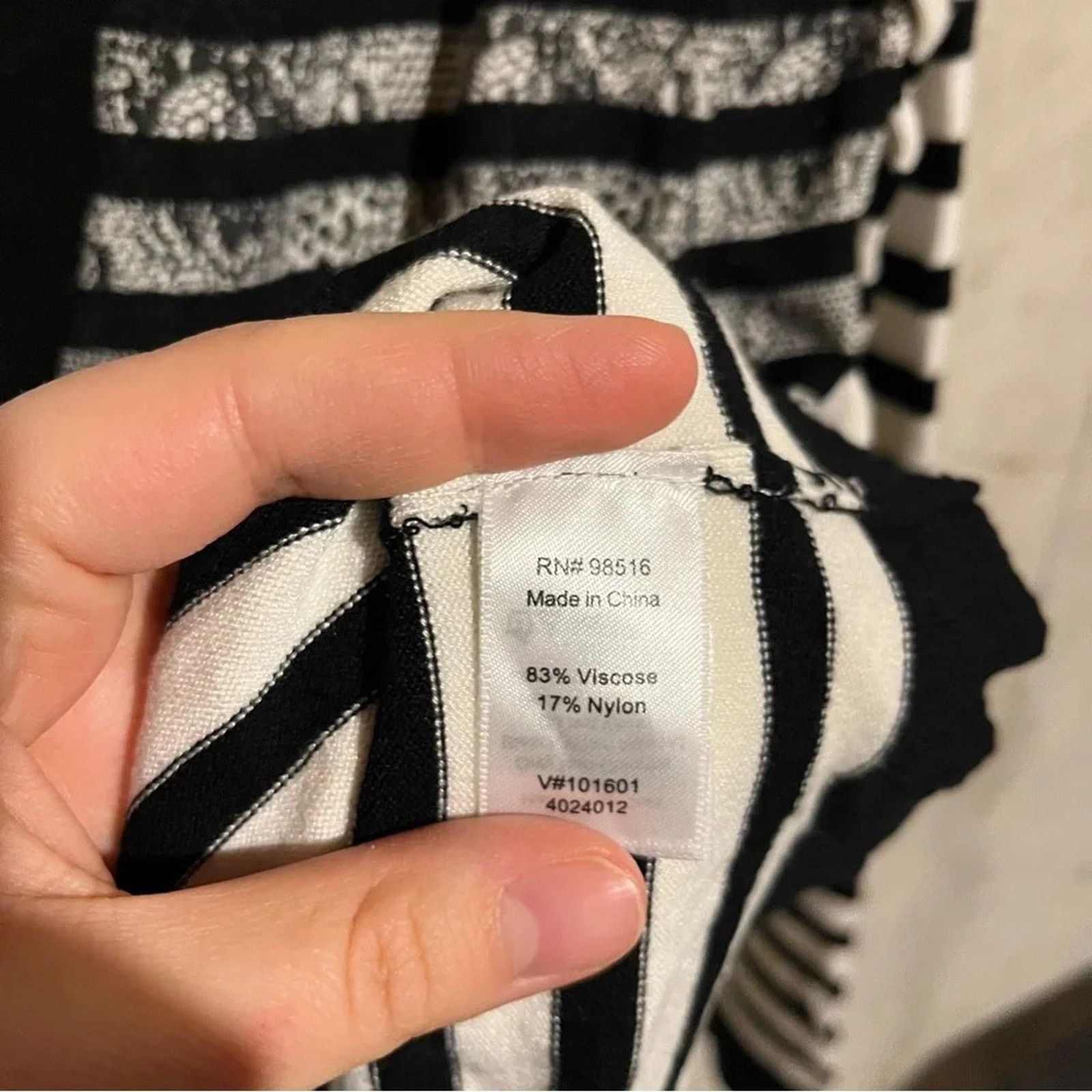Coldwater Creek Coldwater Creek Striped Button Front Cardigan Midweight sz S Size S / US 4 / IT 40 - 4 Thumbnail