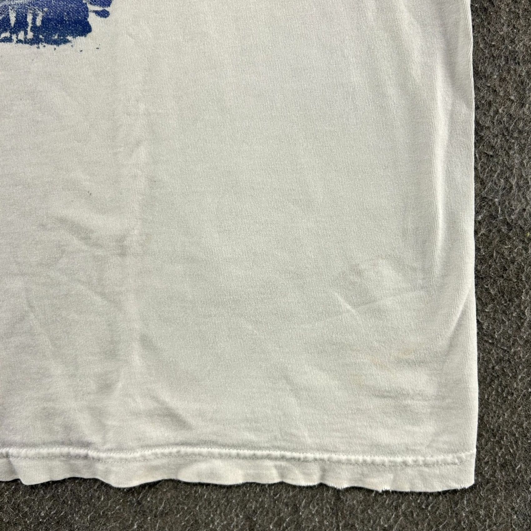 Vintage VINTAGE No Boundaries Shirt Mens L White Boxy Surfer Distressed 90s Thrashed Logo 100410 Size US L / EU 52-54 / 3 - 6 Thumbnail